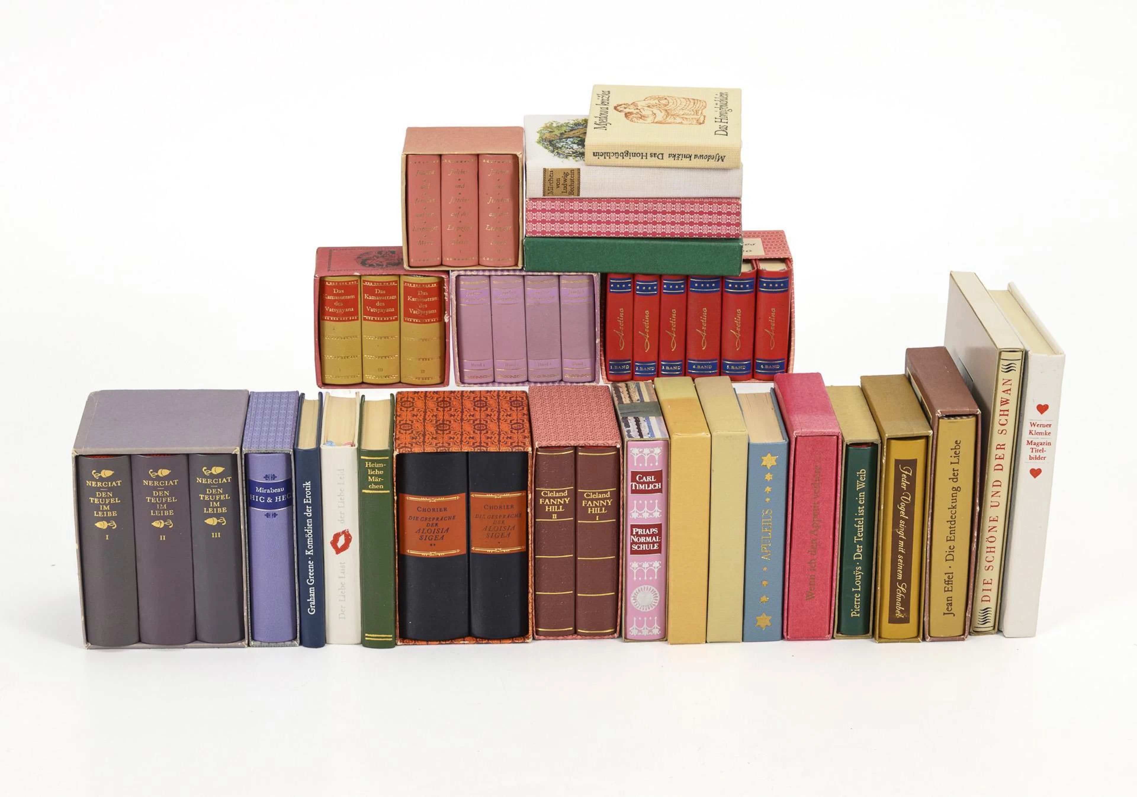 Konvolut DDR Miniaturbücher - 25 Titel erotische Literatur