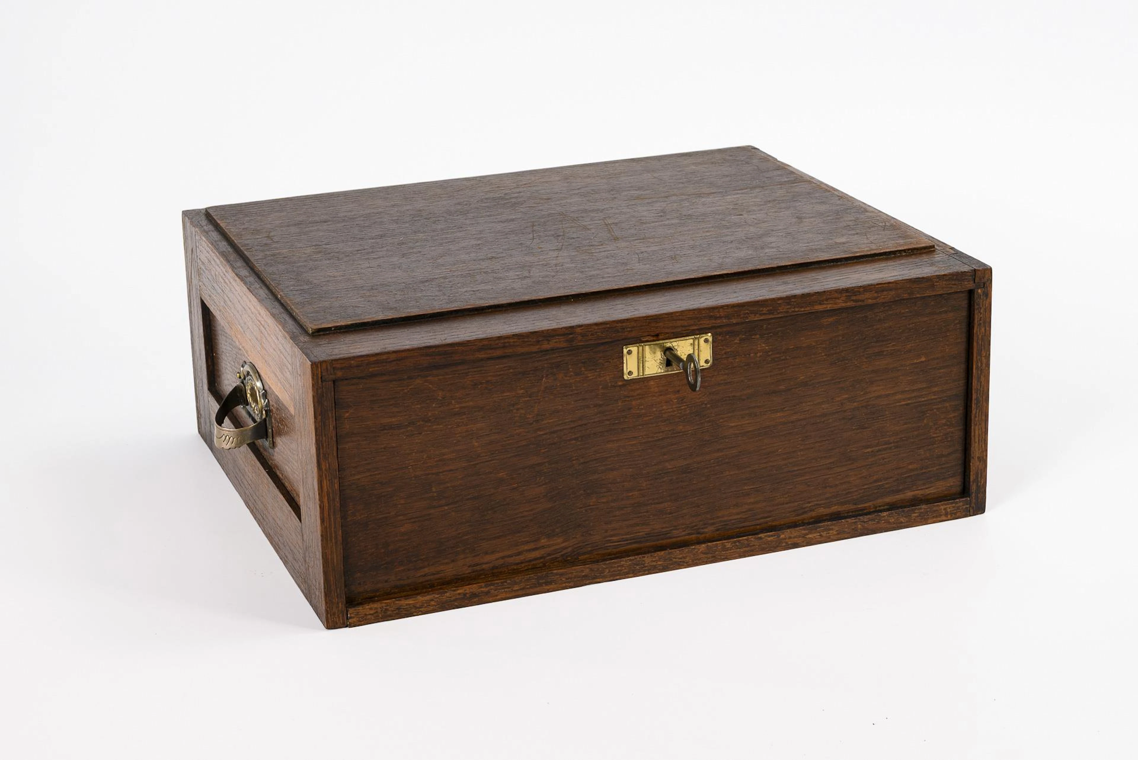 Collection cabinet for coin collectors. Theodor Schröter, Leipzig-Connewitz.