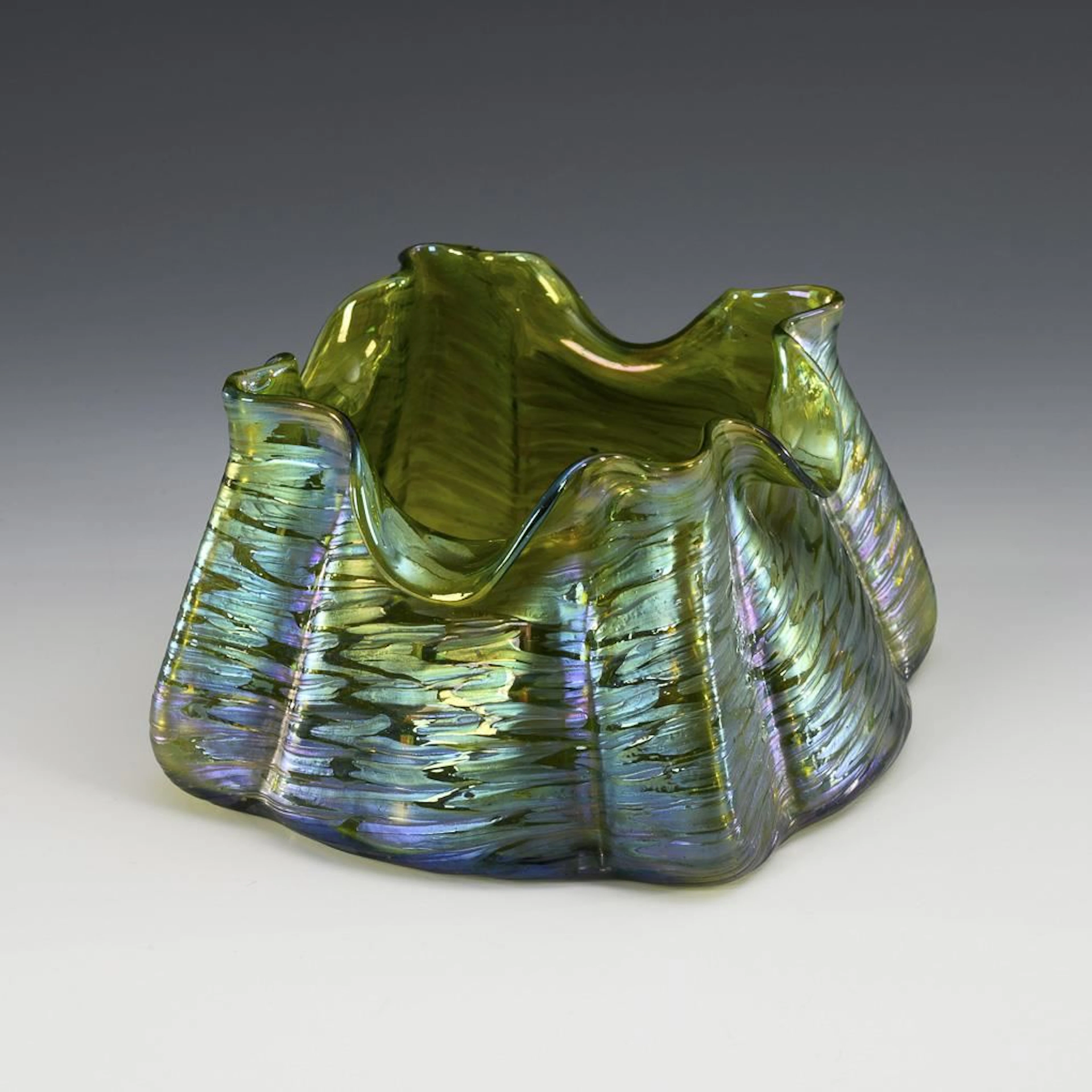 Ribbed Art Nouveau vase with silver-yellow crinkles. Kralik.