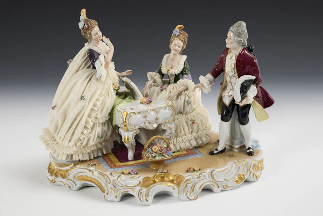 Rococo group with spinet. Unterweißbach.