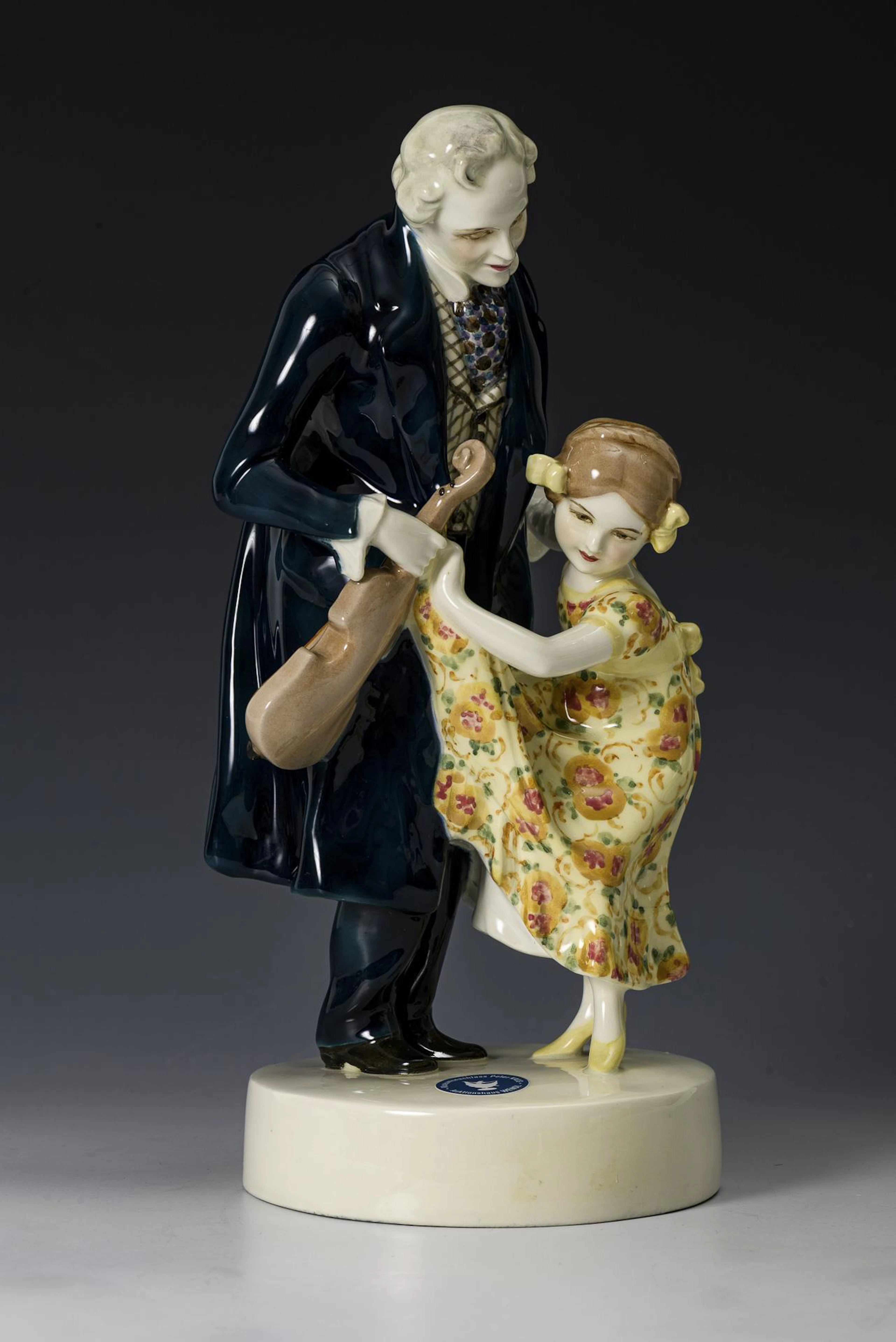 Art Nouveau figurine group "The Dance Lesson". Viennese manufactory