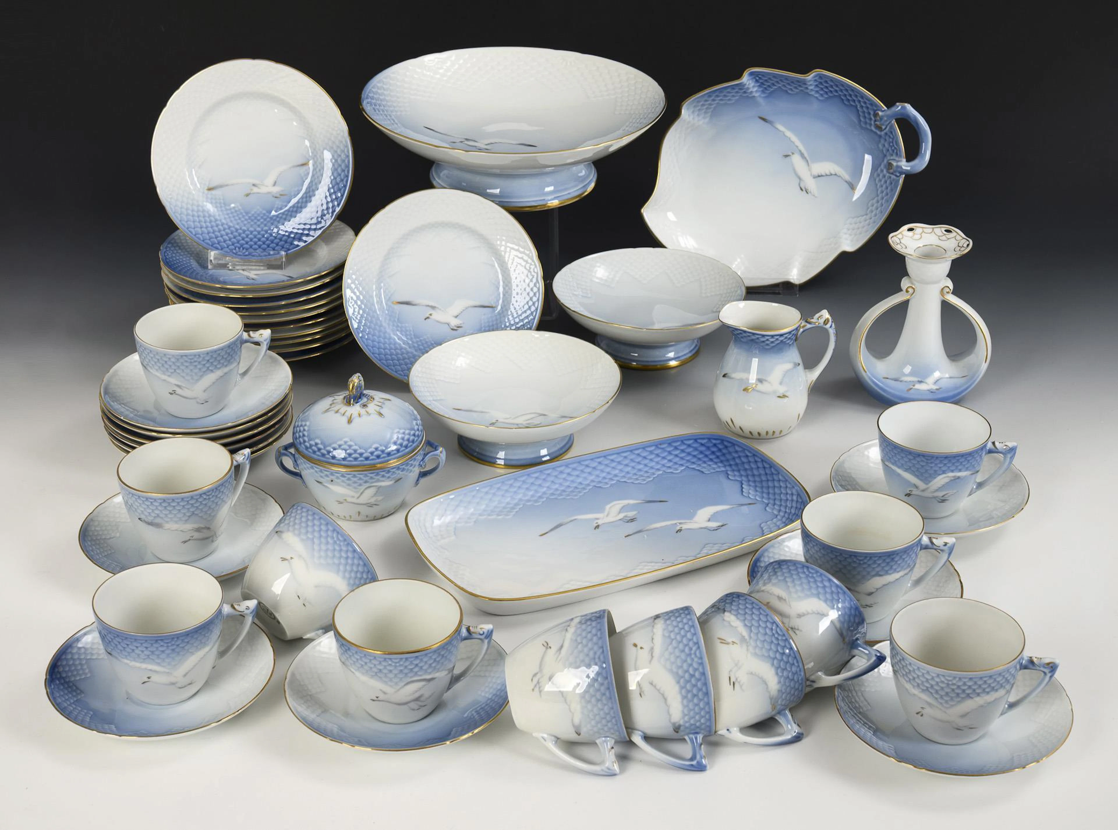 44 pieces of a coffee service "Blue Seagull". Bing & Gröndahl.