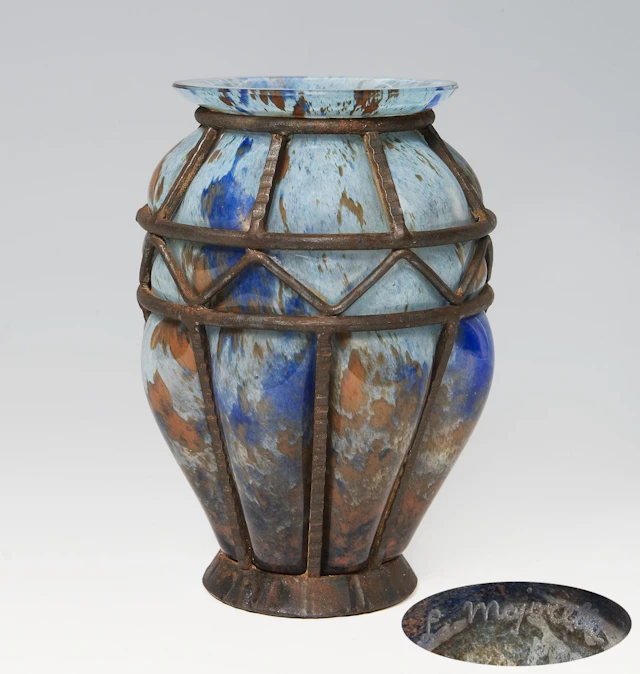 Art deco vase with iron mount. Daum Fréres & Louis Majorelle, Nancy.
