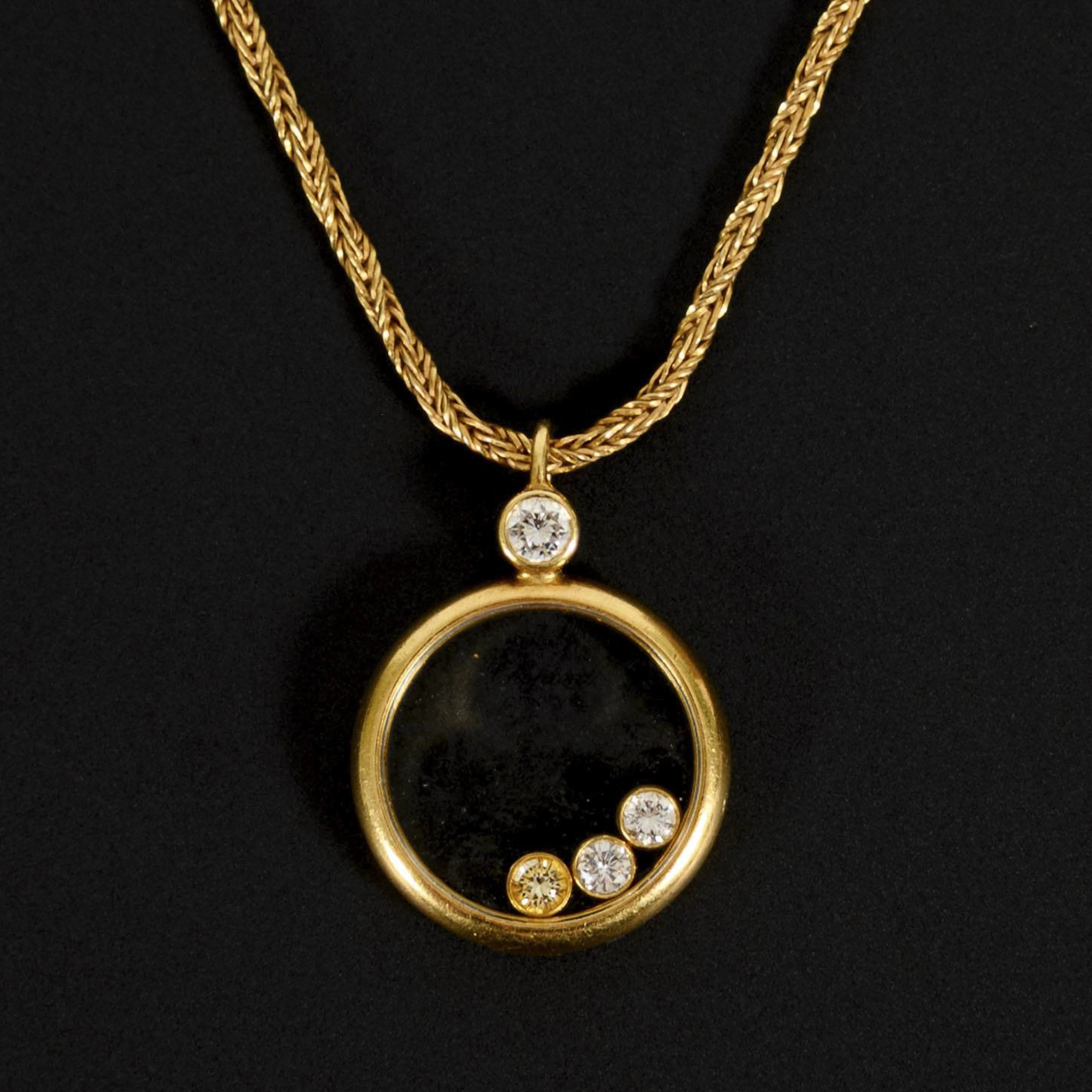 Collier with diamonds by CHOPARD.