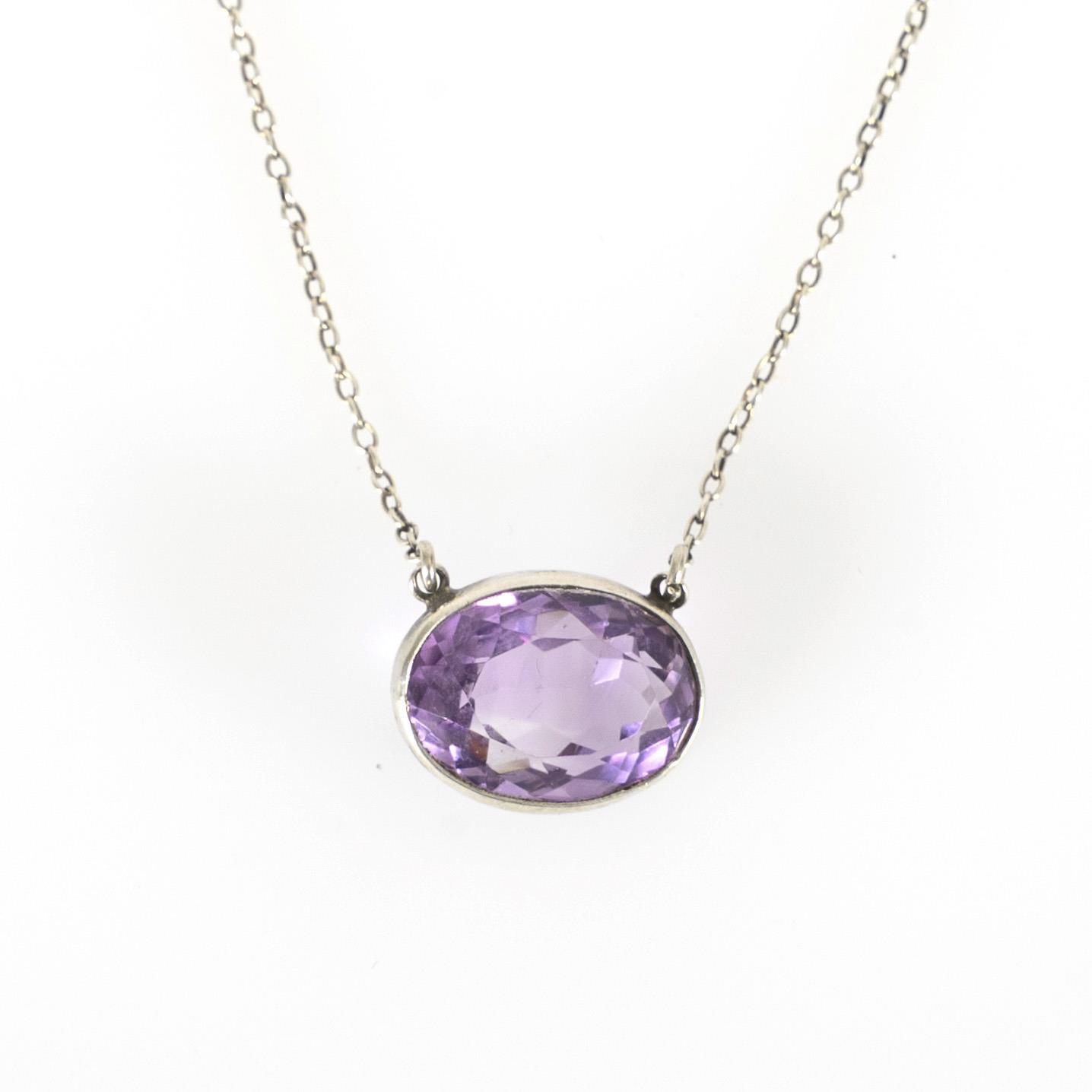 Art Nouveau necklace with amethyst.