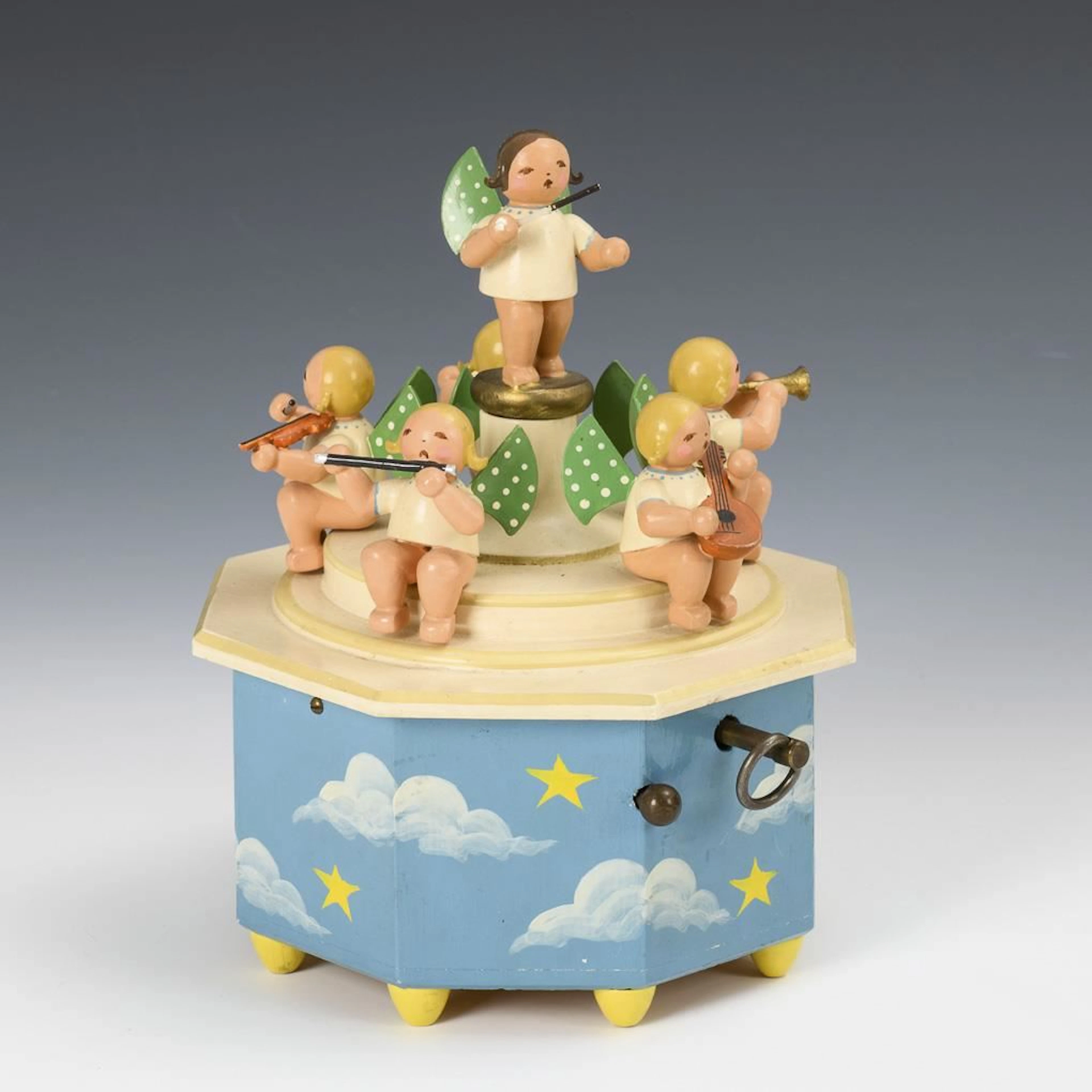 Music box with little angels playing music. Wendt & Kühn.