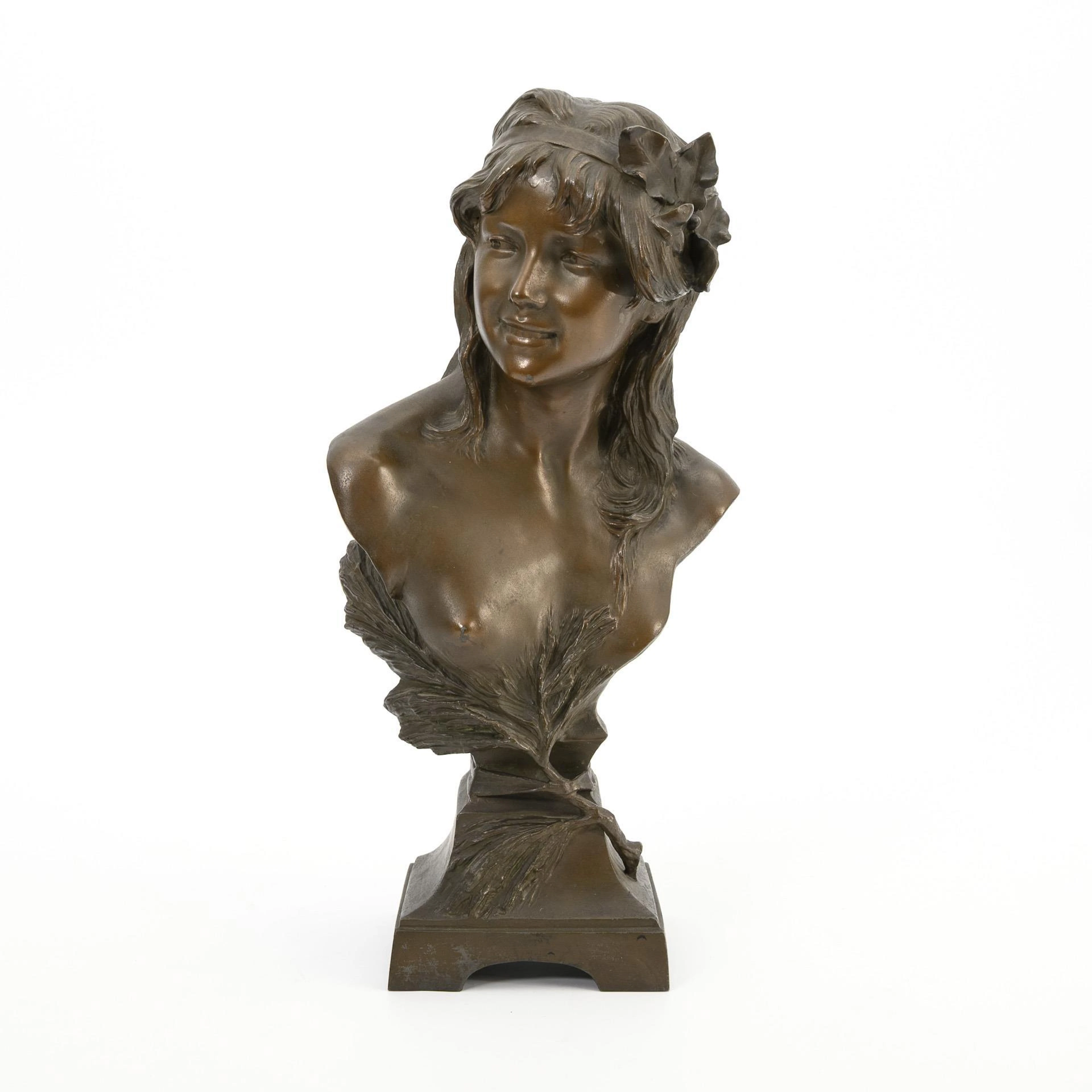 AICHELE, P, AICHELE, P, AICHELE, P, Art Nouveau bust of a girl