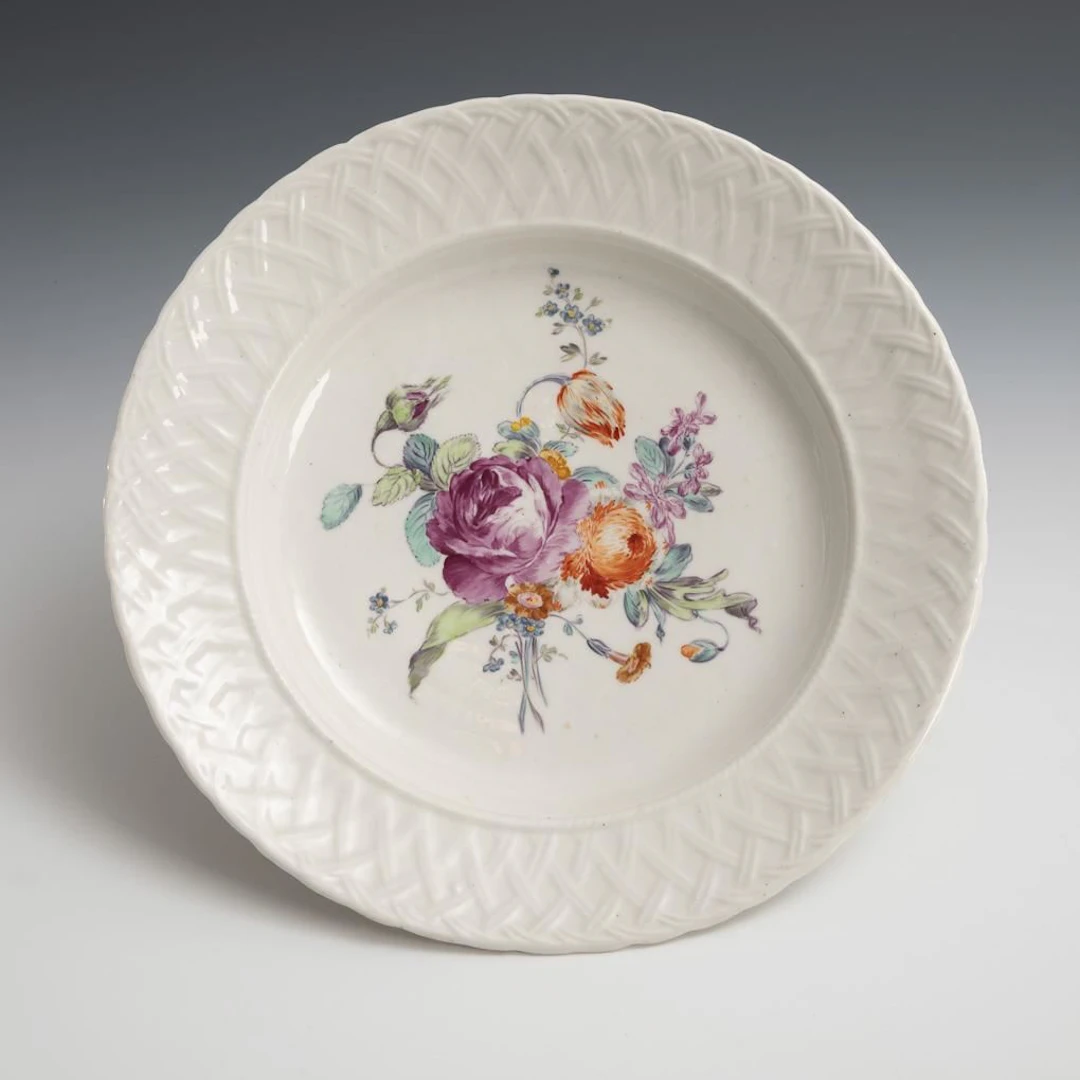 Plate with floral design. Rauenstein.