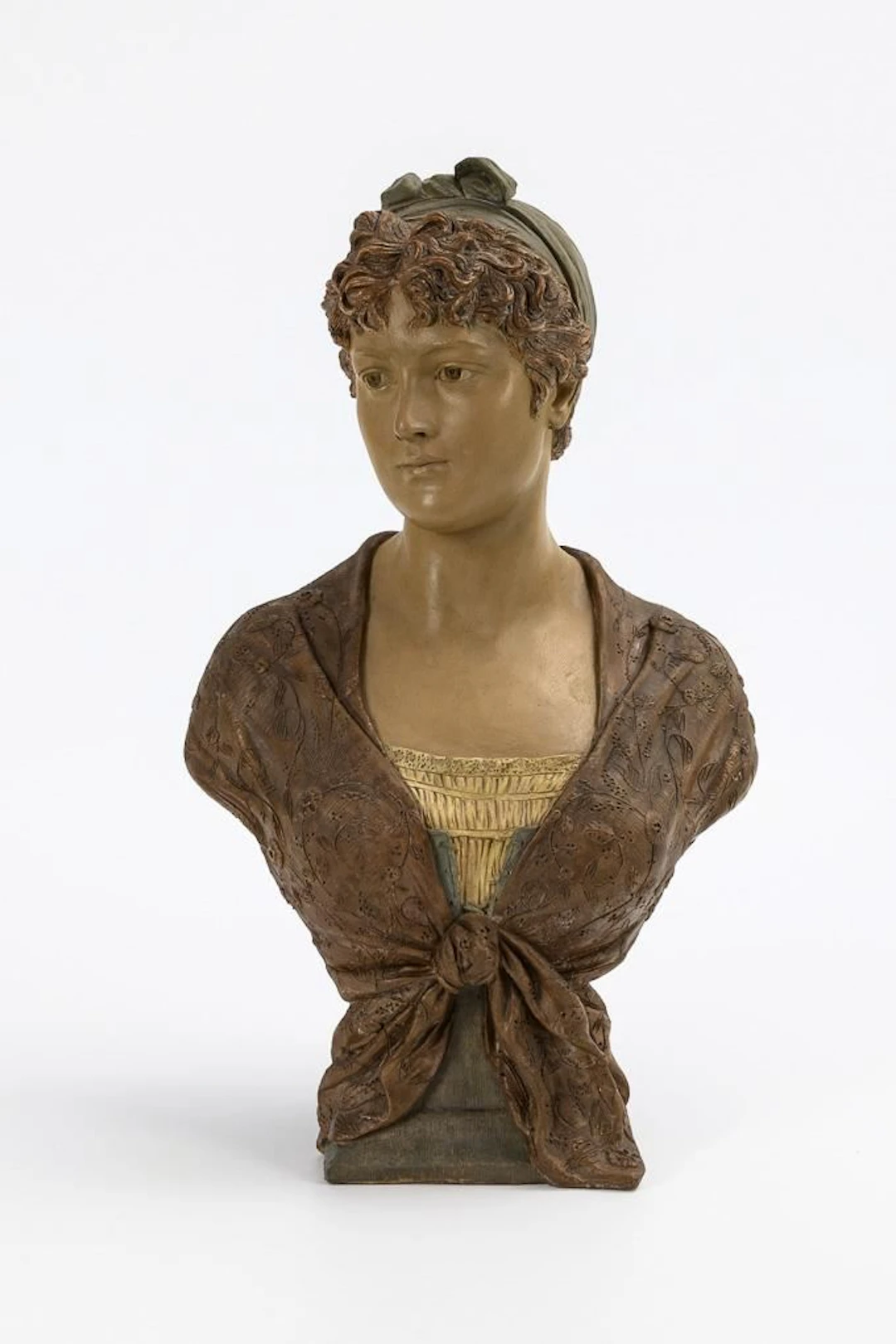 "Gabrielle" bust. Vienna-based manufacturer Friedrich Goldscheider.