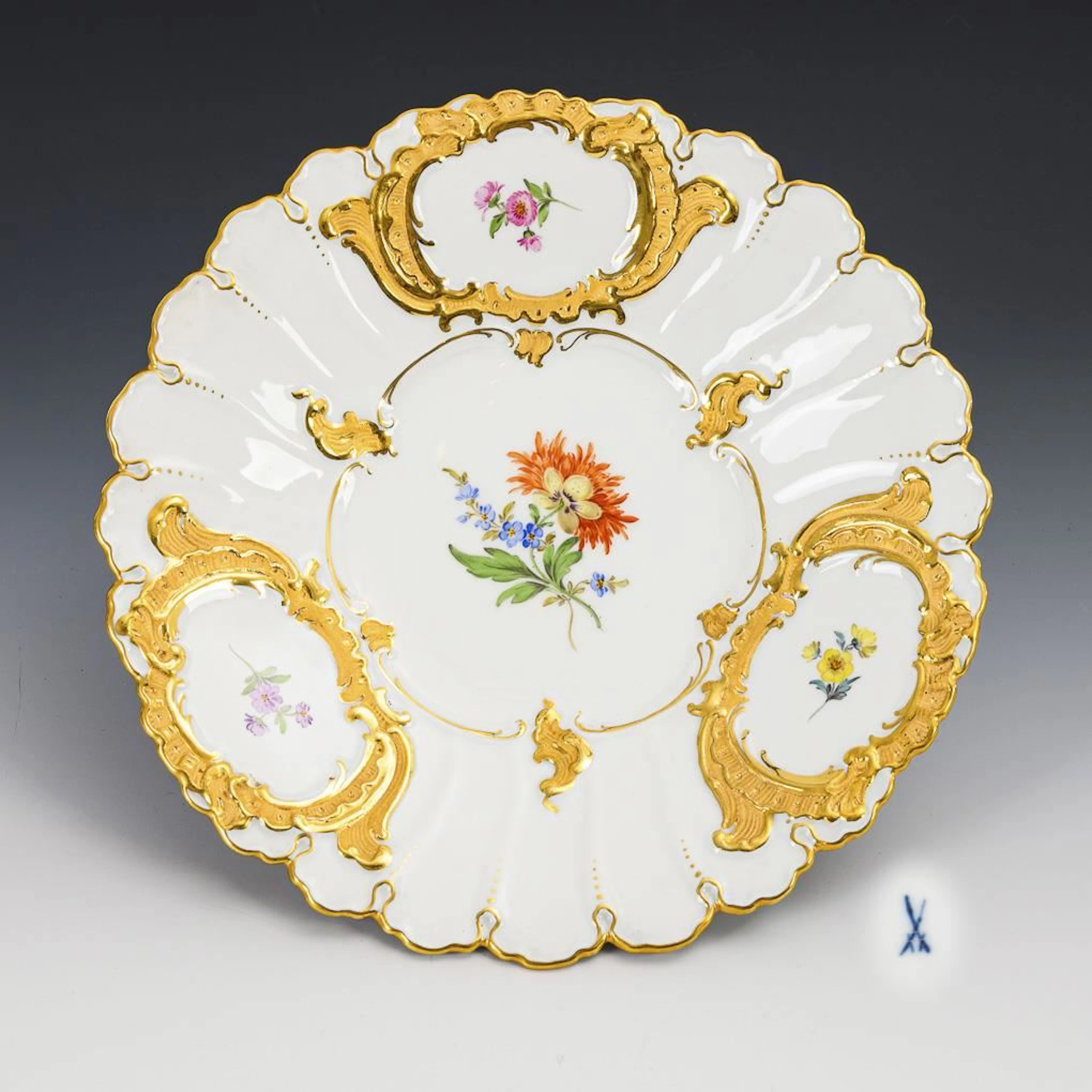 Ornate bowl with floral design. Meissen.