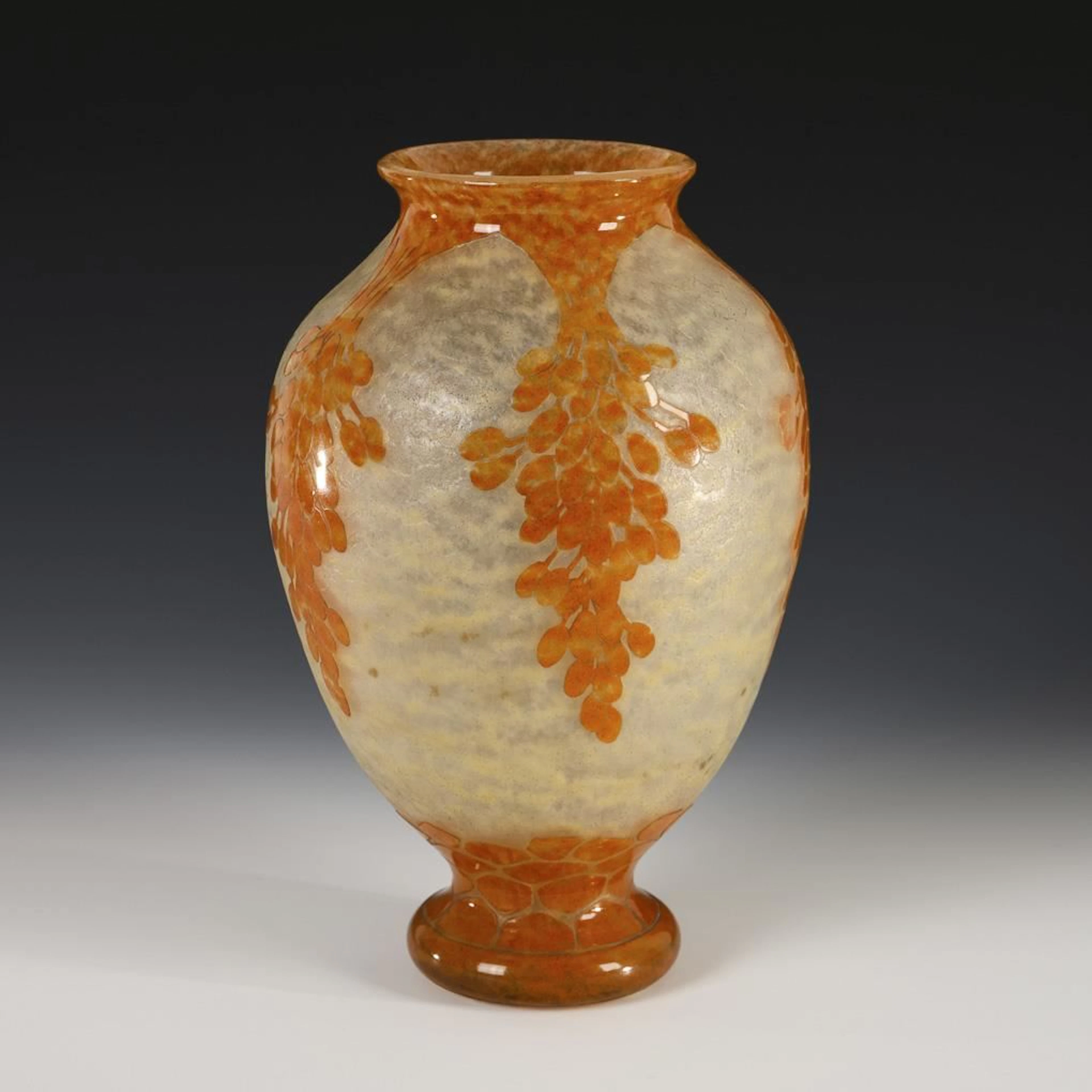 Art Nouveau vase with date palm decoration. Schneider.
