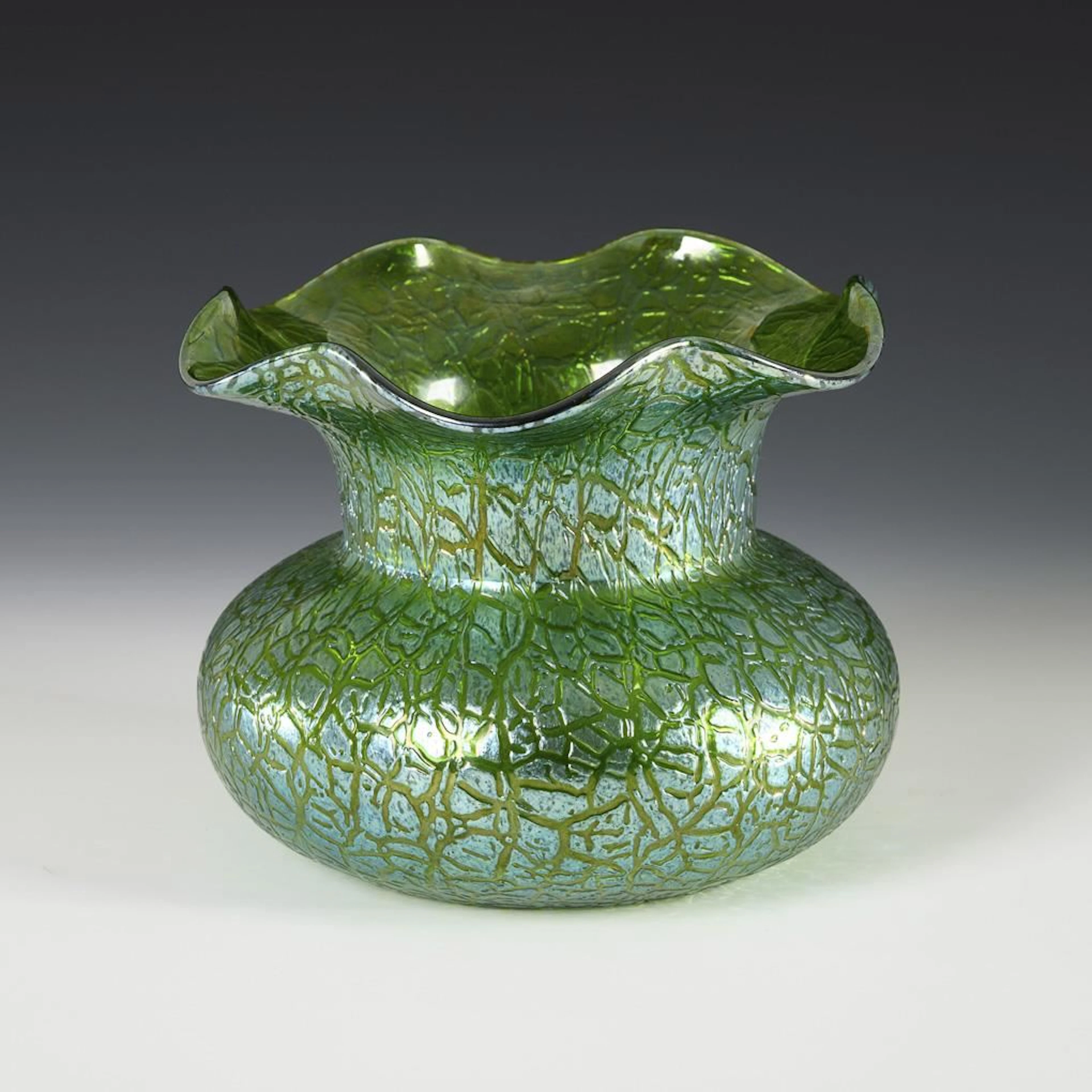 Large Bowl Vase "Creta Mimosa". Loetz.