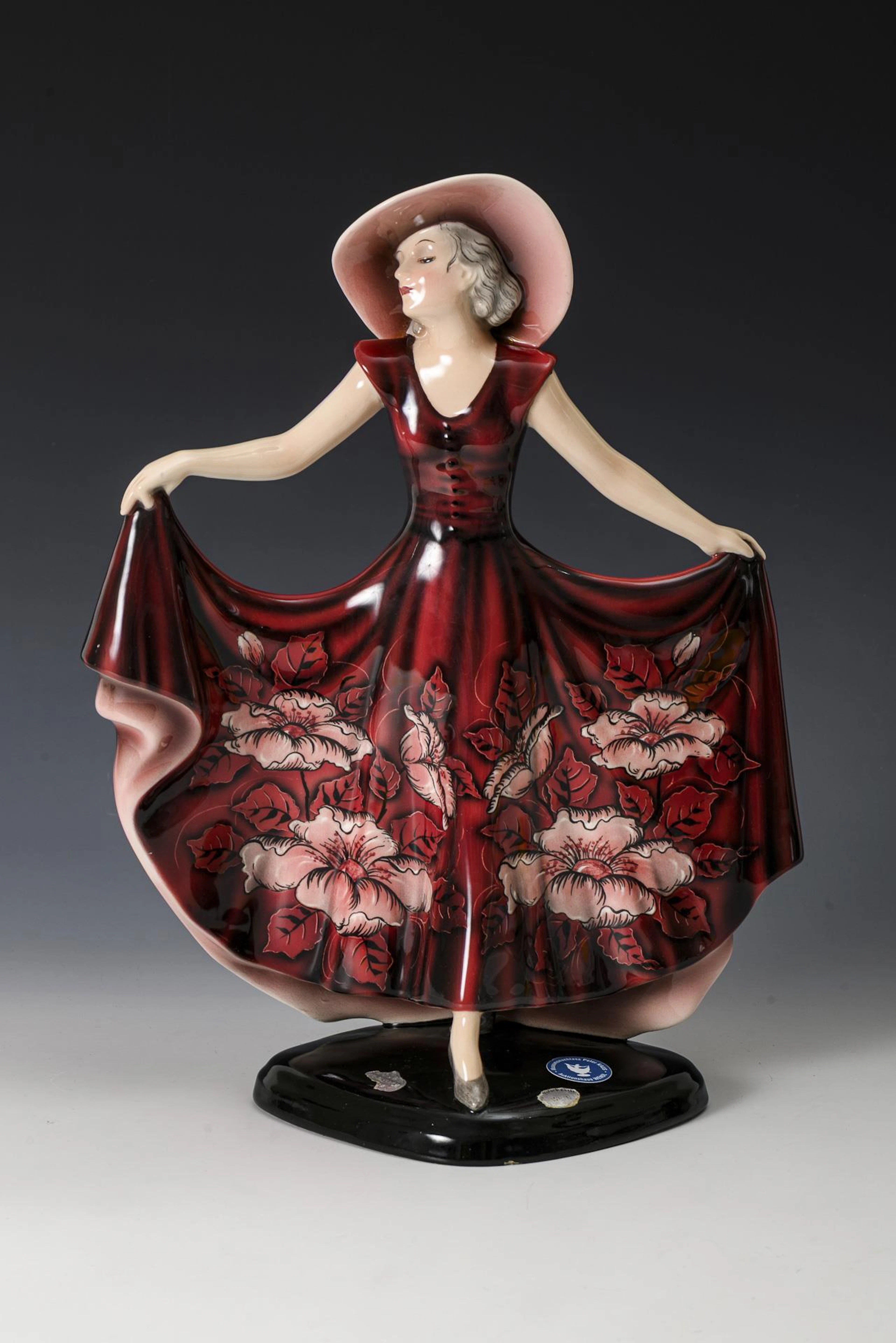 Art deco dancer "Liane". Vienna manufactory Friedrich Goldscheider.