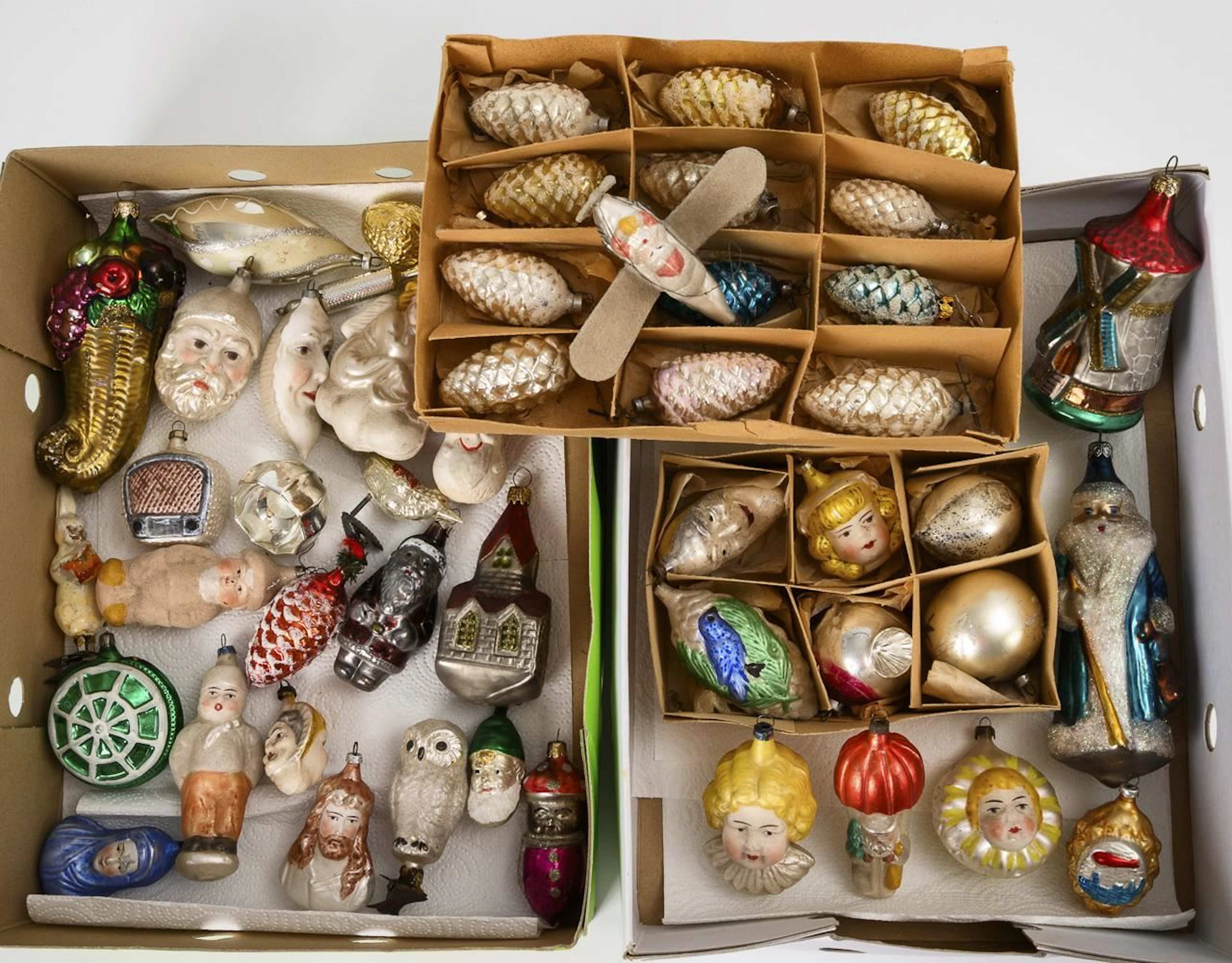 Collection of old Christmas tree ornaments.