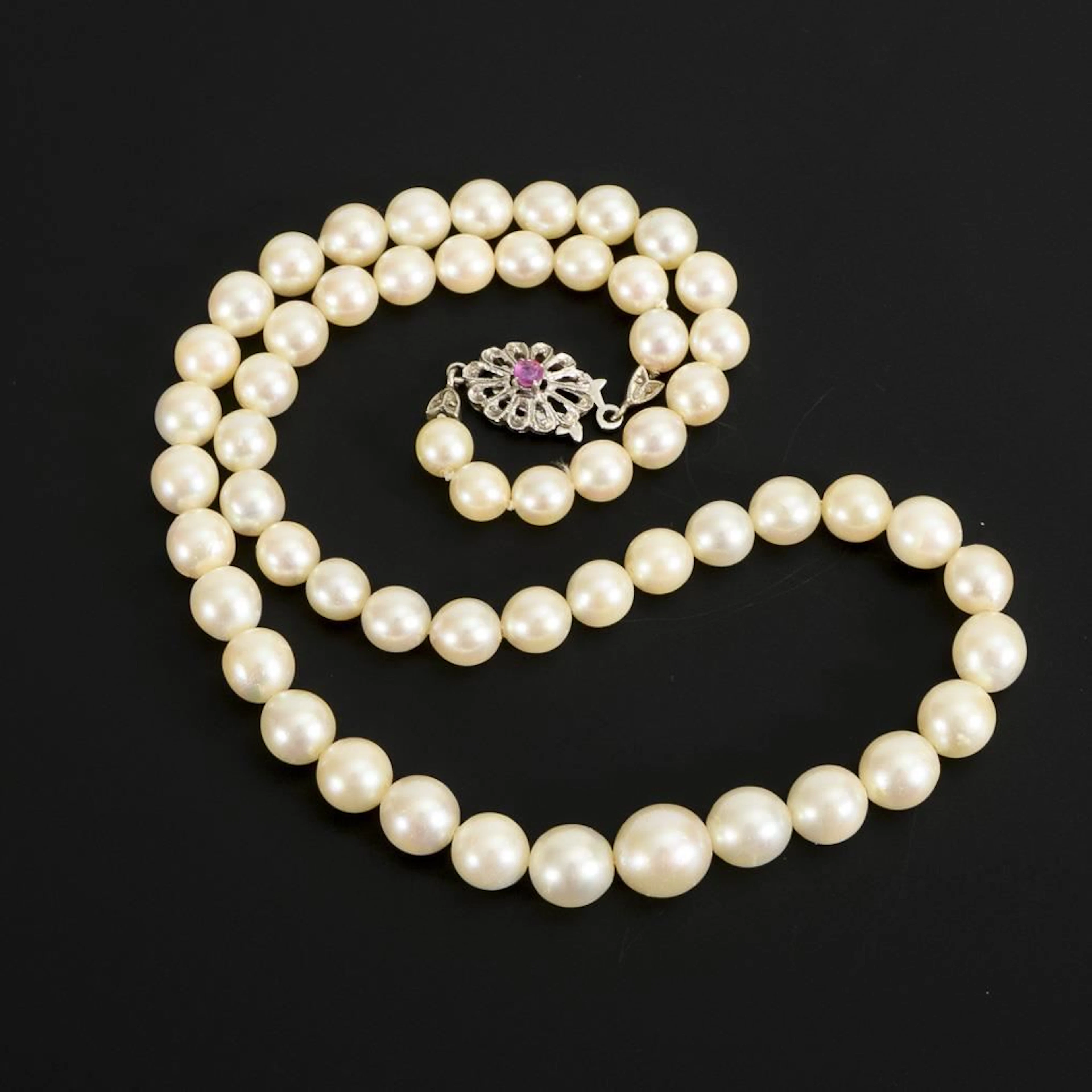 Pearl necklace.