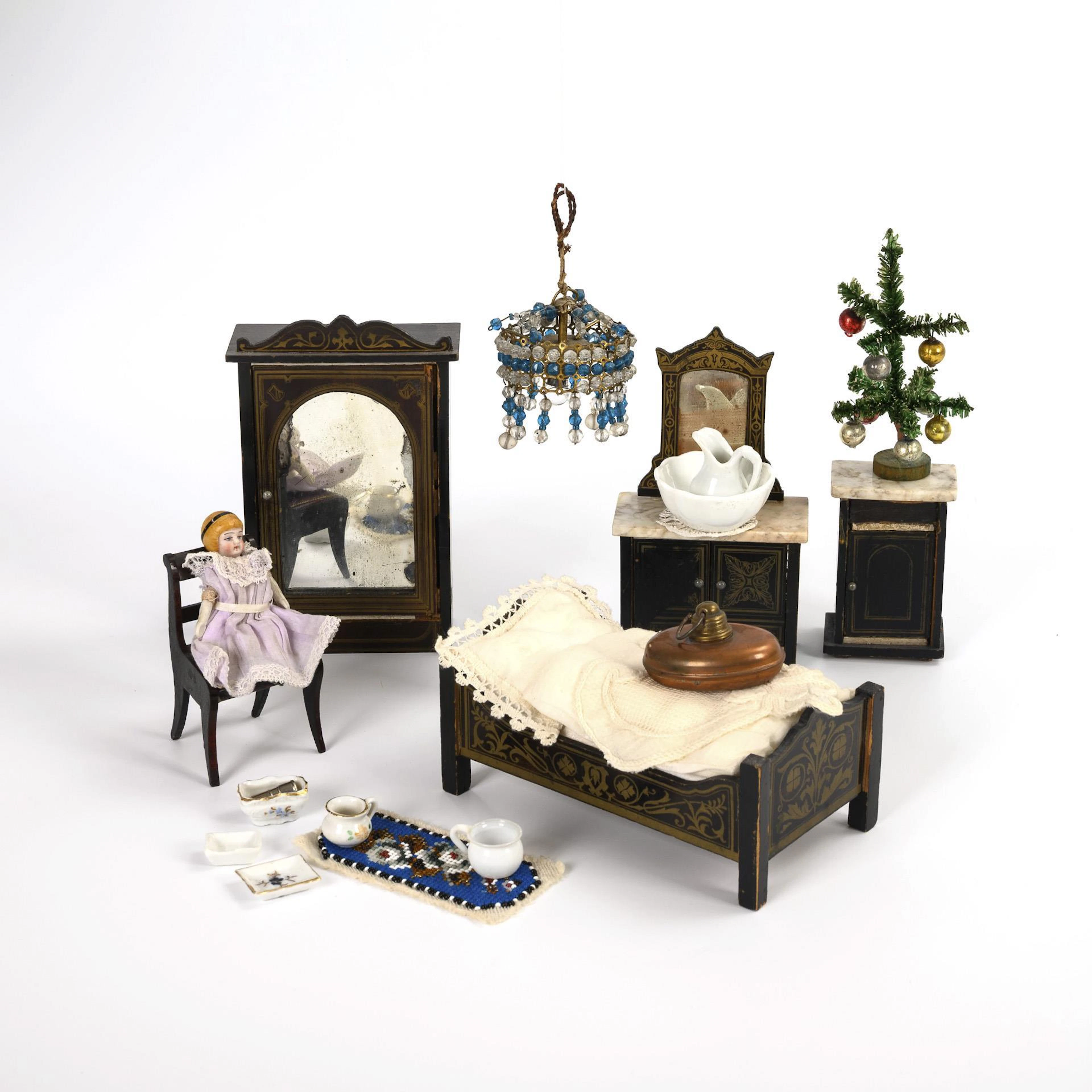 A collection of 5 pieces of bedroom furniture, Christmas tree and
