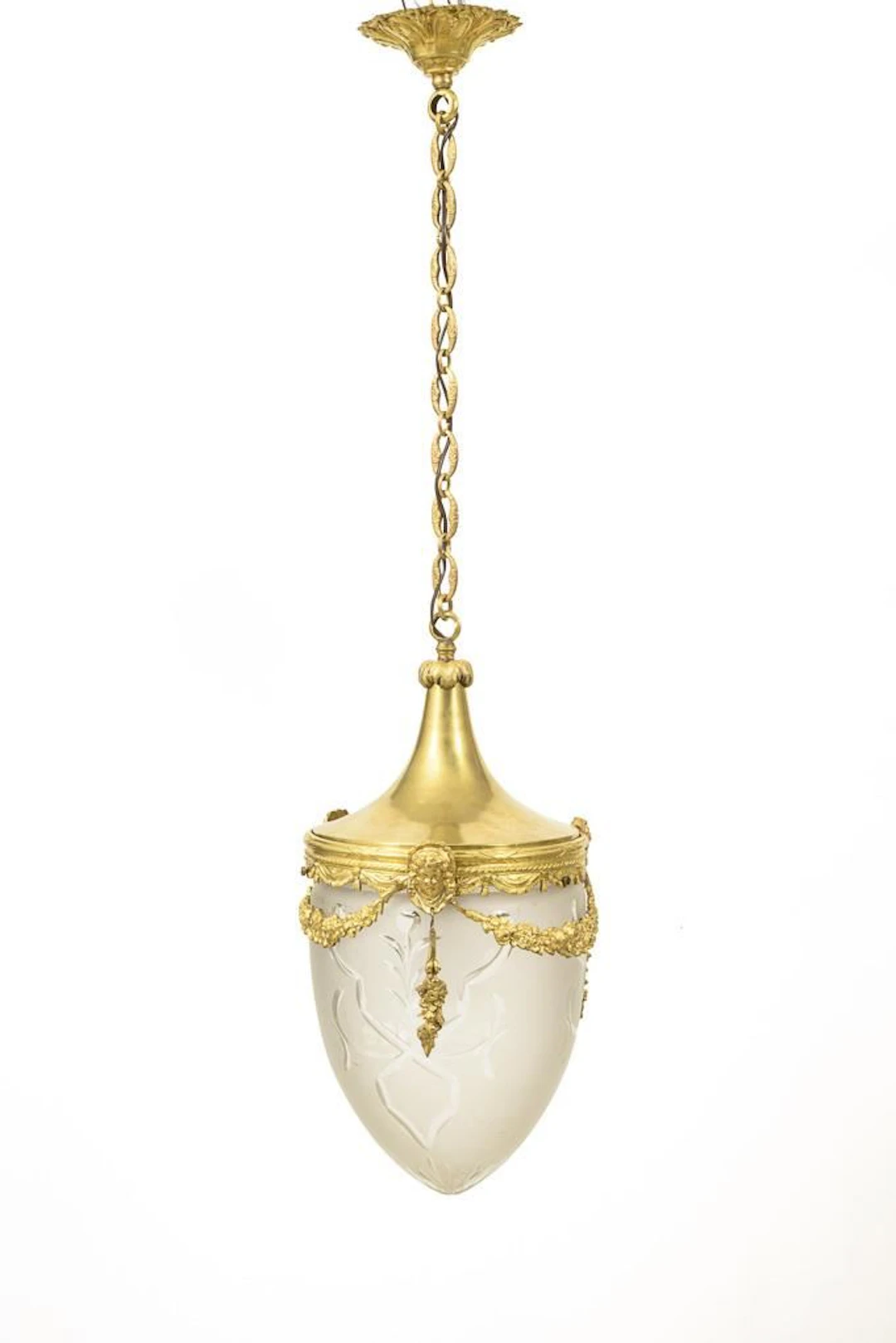Magnificent pendant lamp.