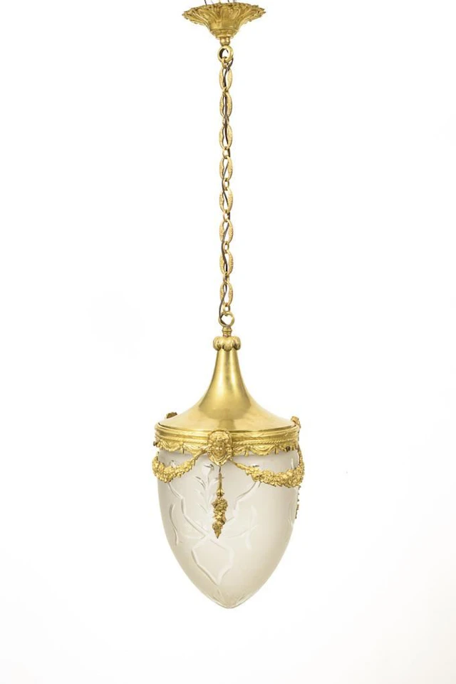 Magnificent pendant lamp.
