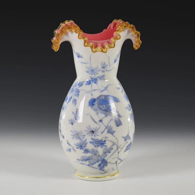 Historicism Vase. Annathal.