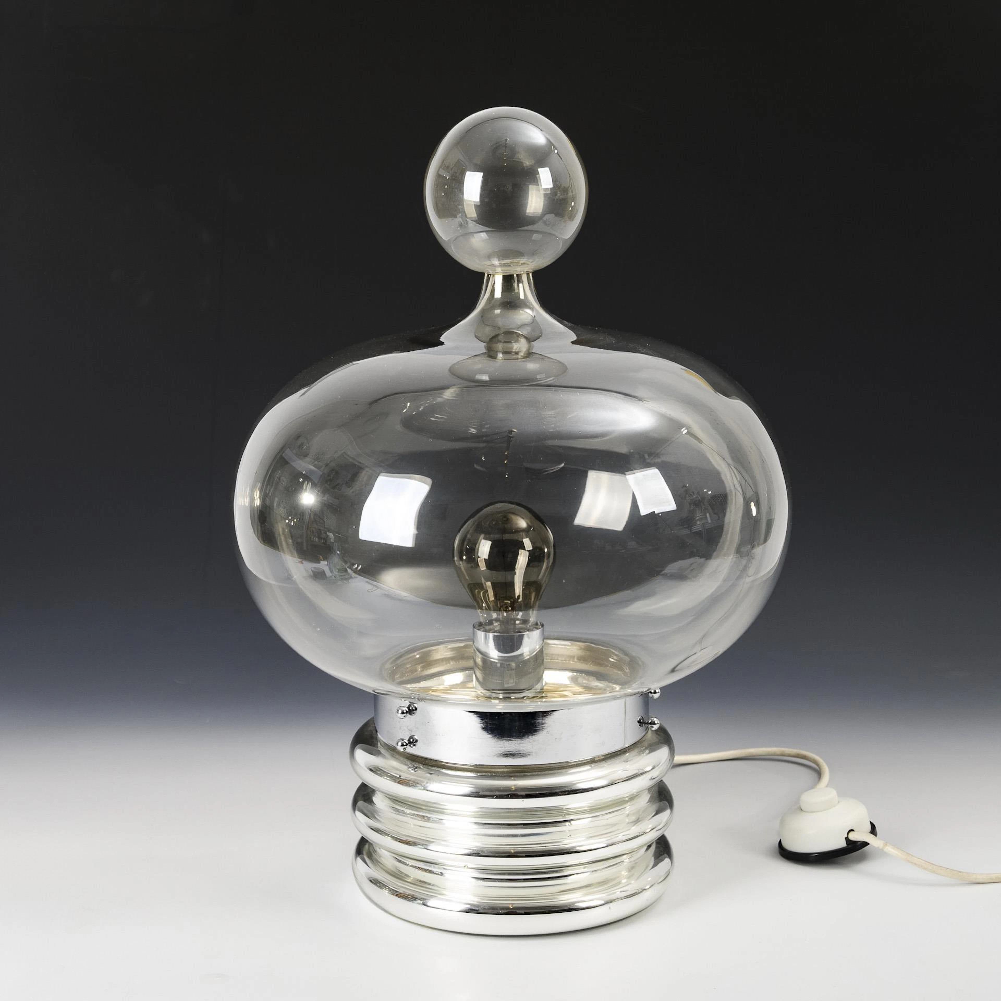 Design lamp "Moon Bulb". Limburg.
