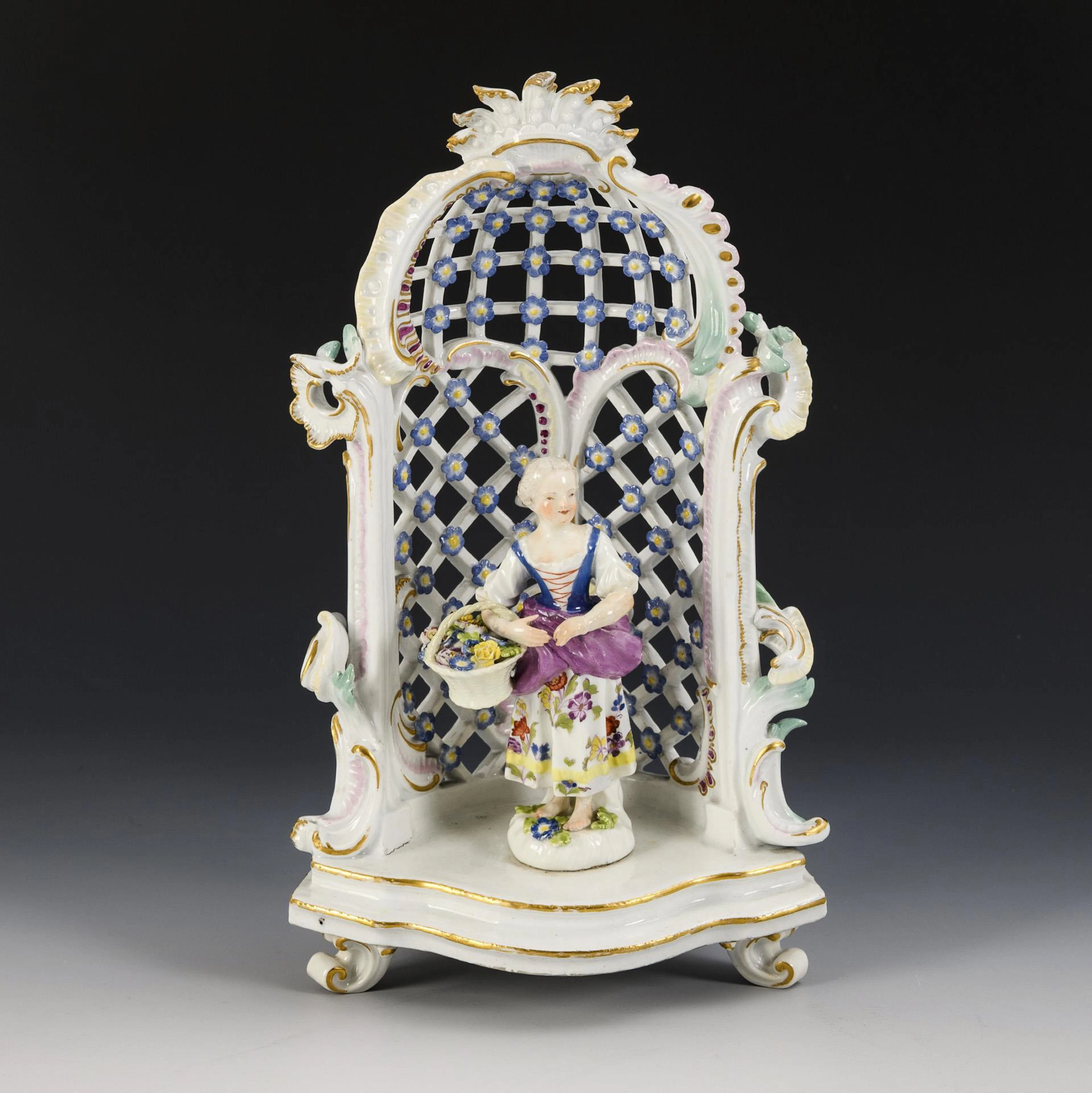 Large arbor with gardener girl. Meissen.