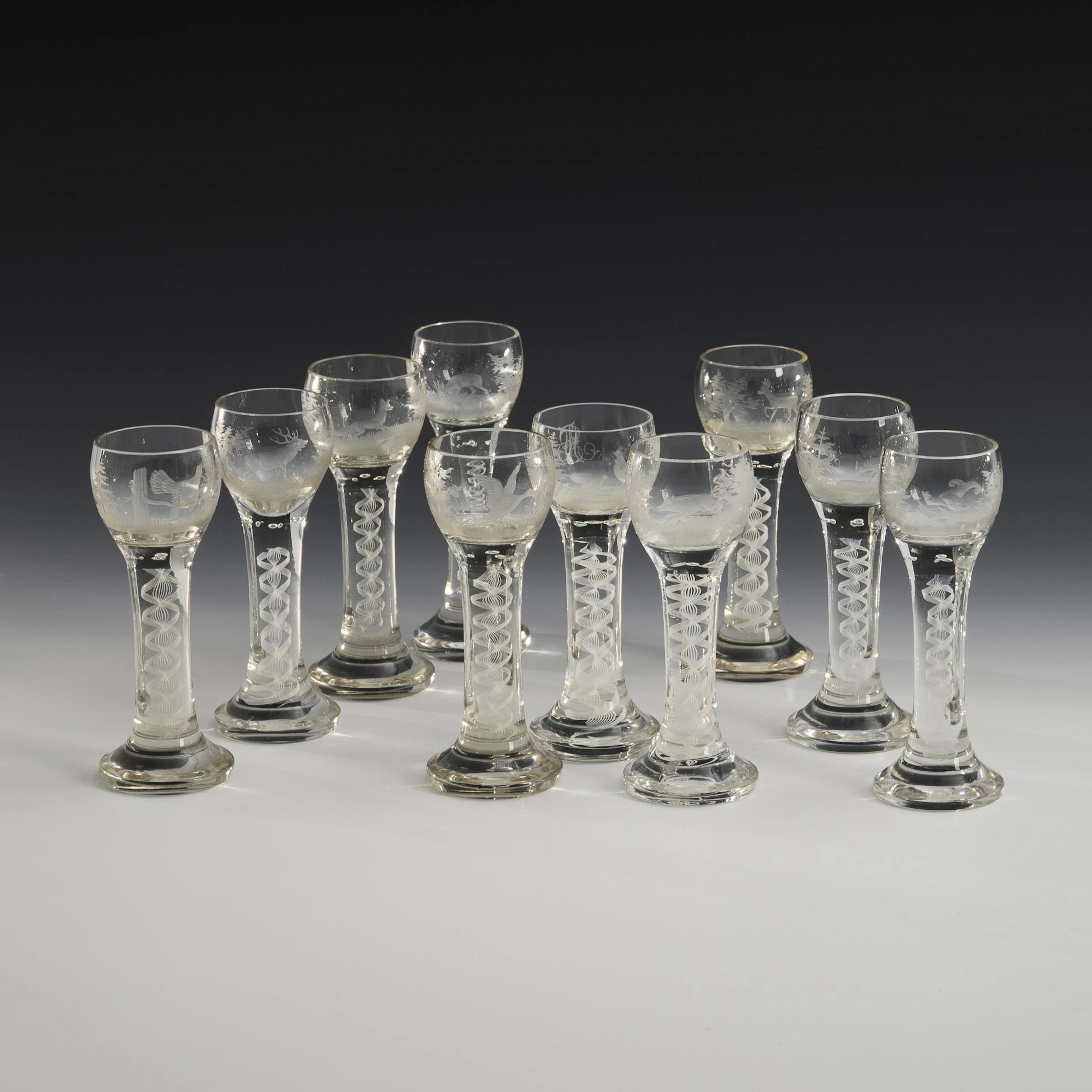 10 thread glasses with hunting motif. Josephinenhütte.