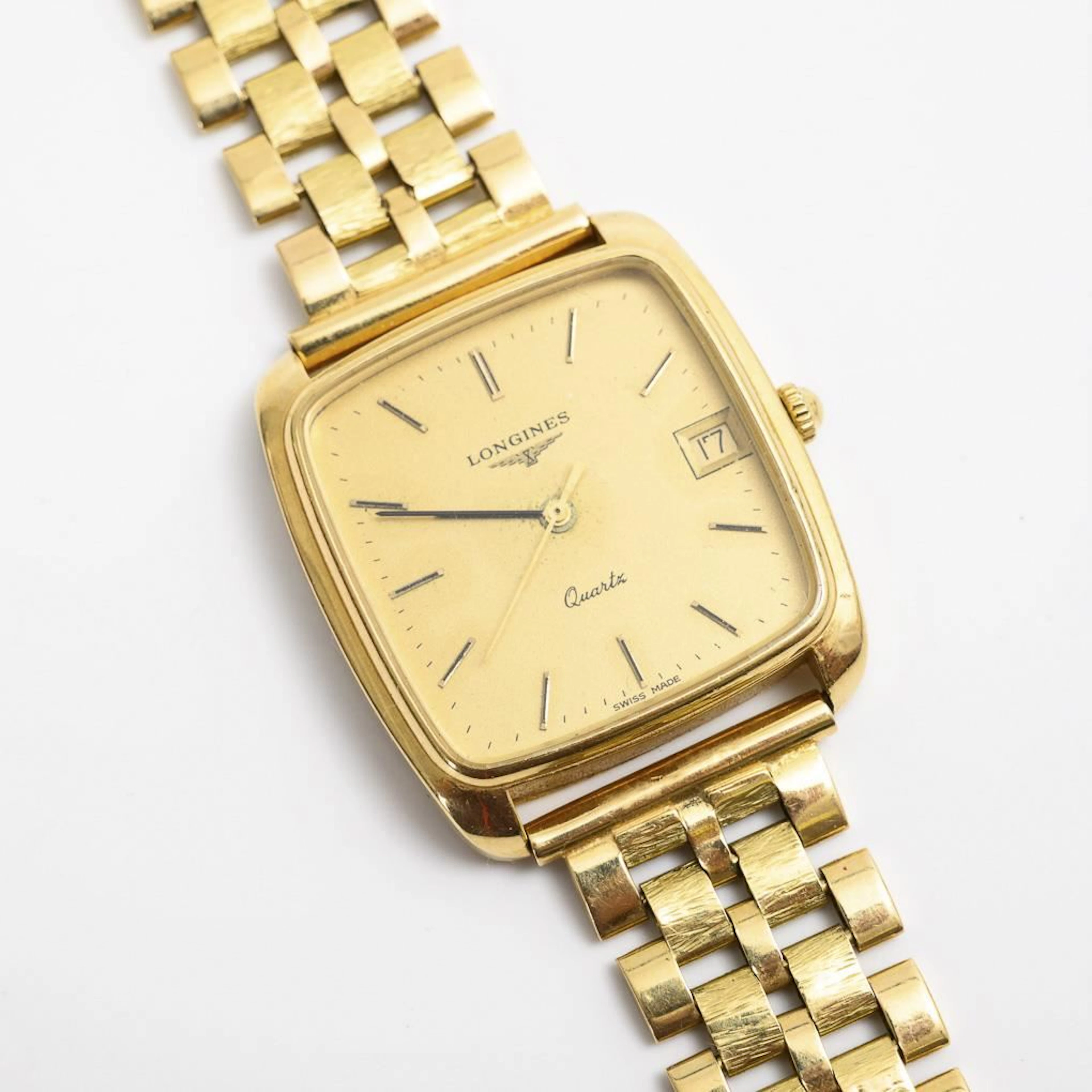 Gold "Quarta" Wristwatch. Longines.