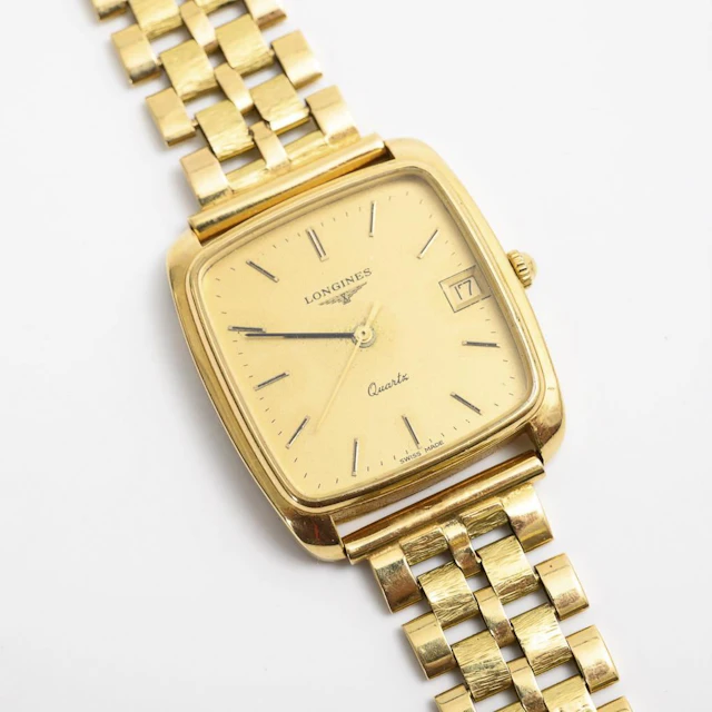 Gold "Quarta" Wristwatch. Longines.