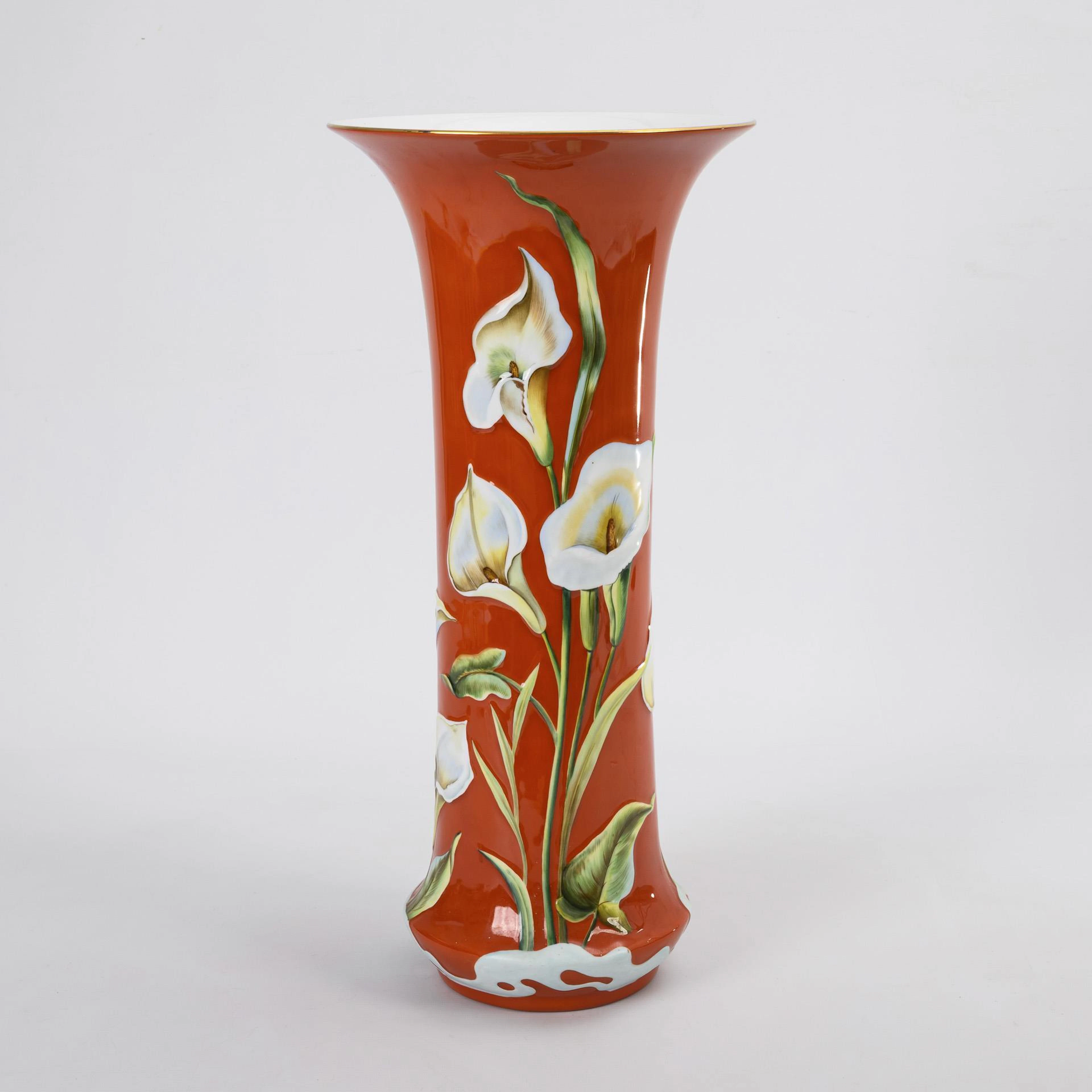 Bottom vase with Kalla decoration. Herend.