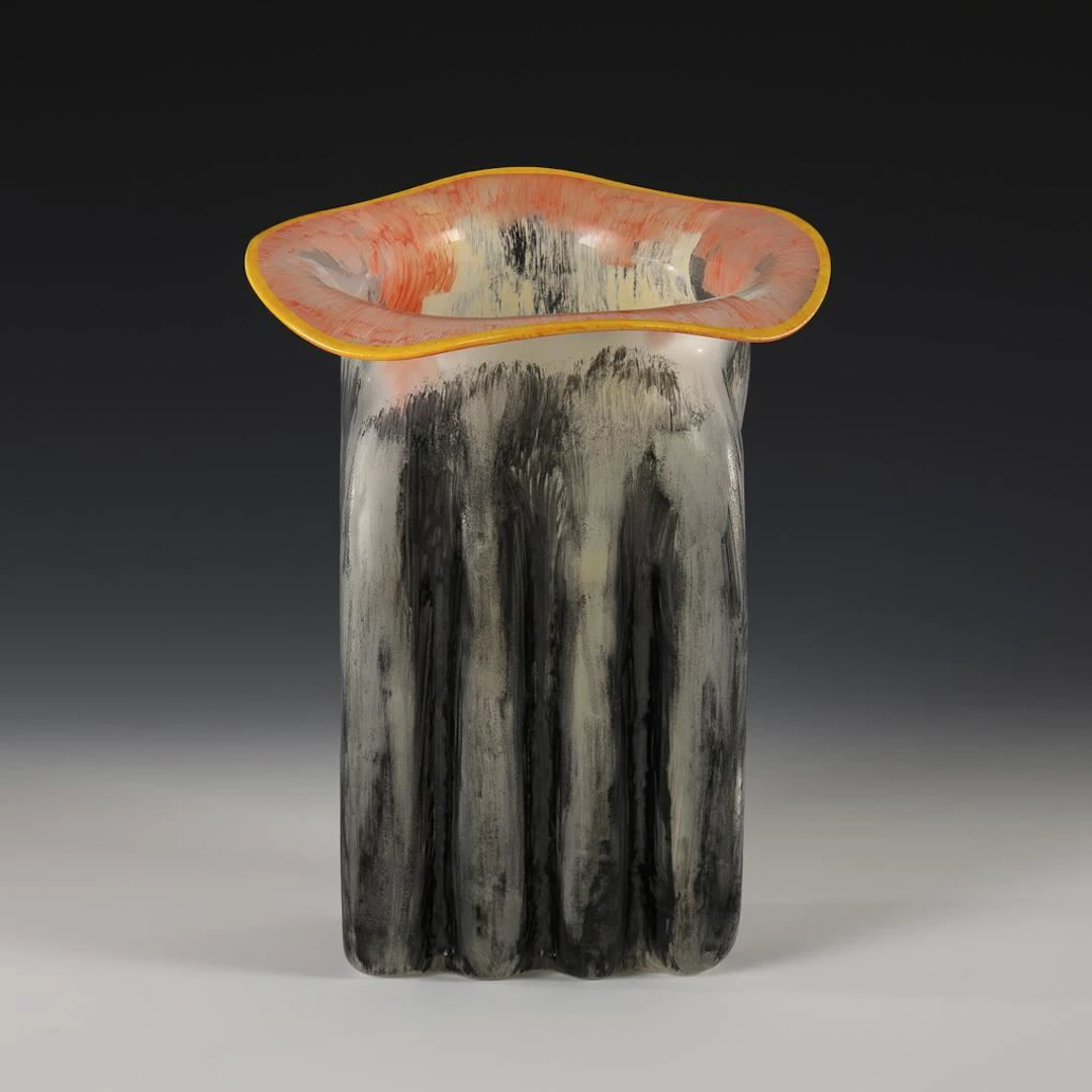 Vase.
