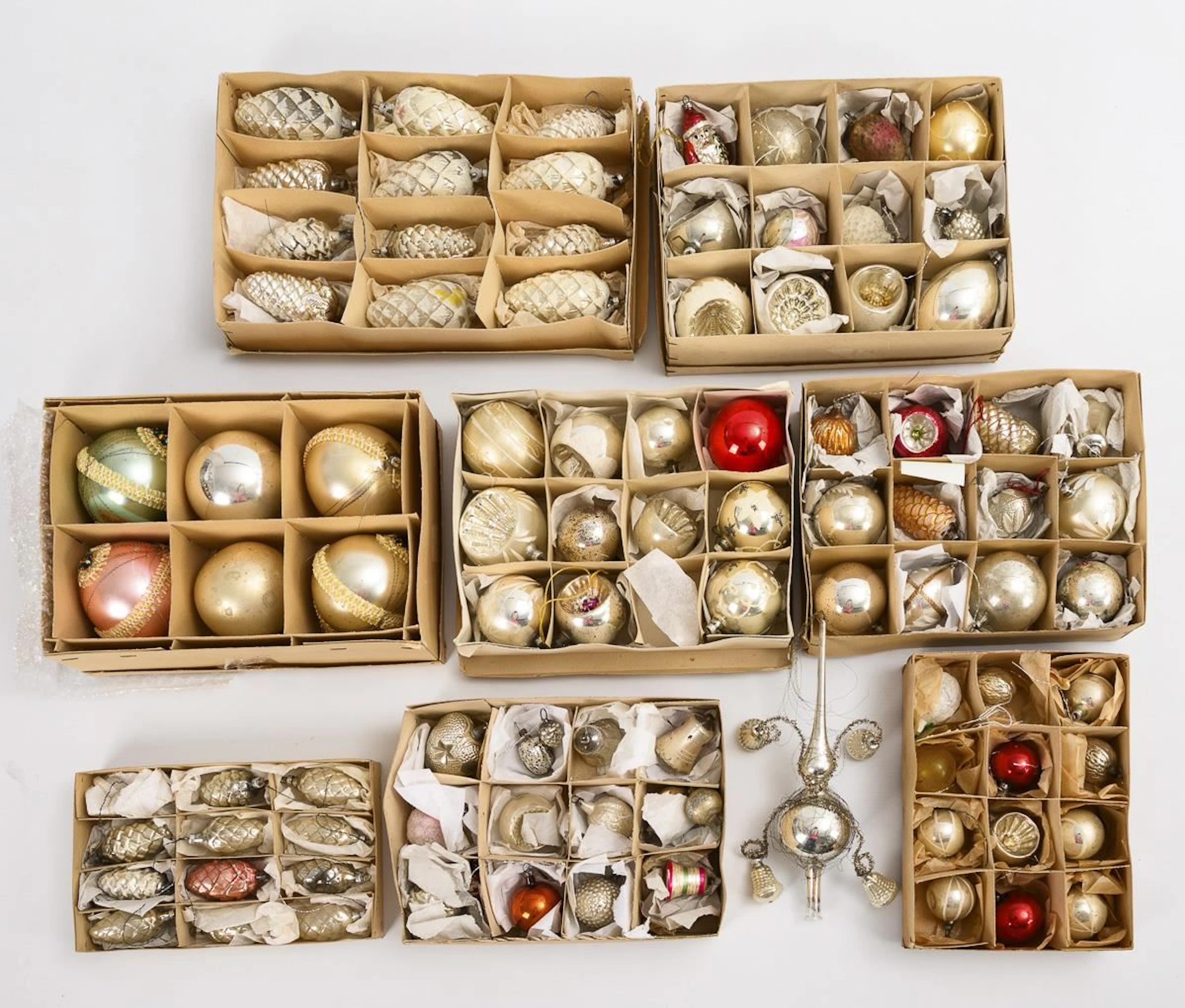 Large assortment of Christmas tree ornaments in 8 original boxes
