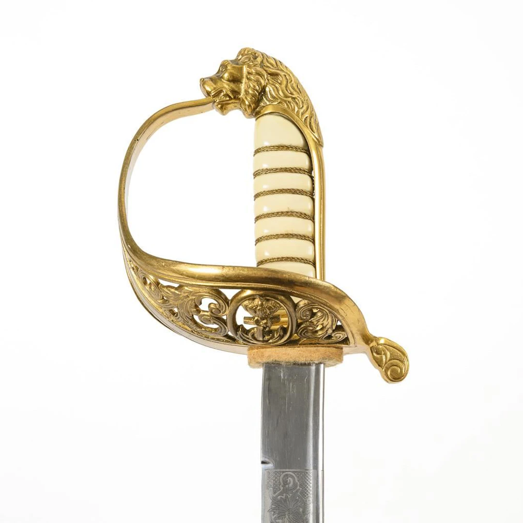 Dutch naval saber with lion-head pommel - replica.