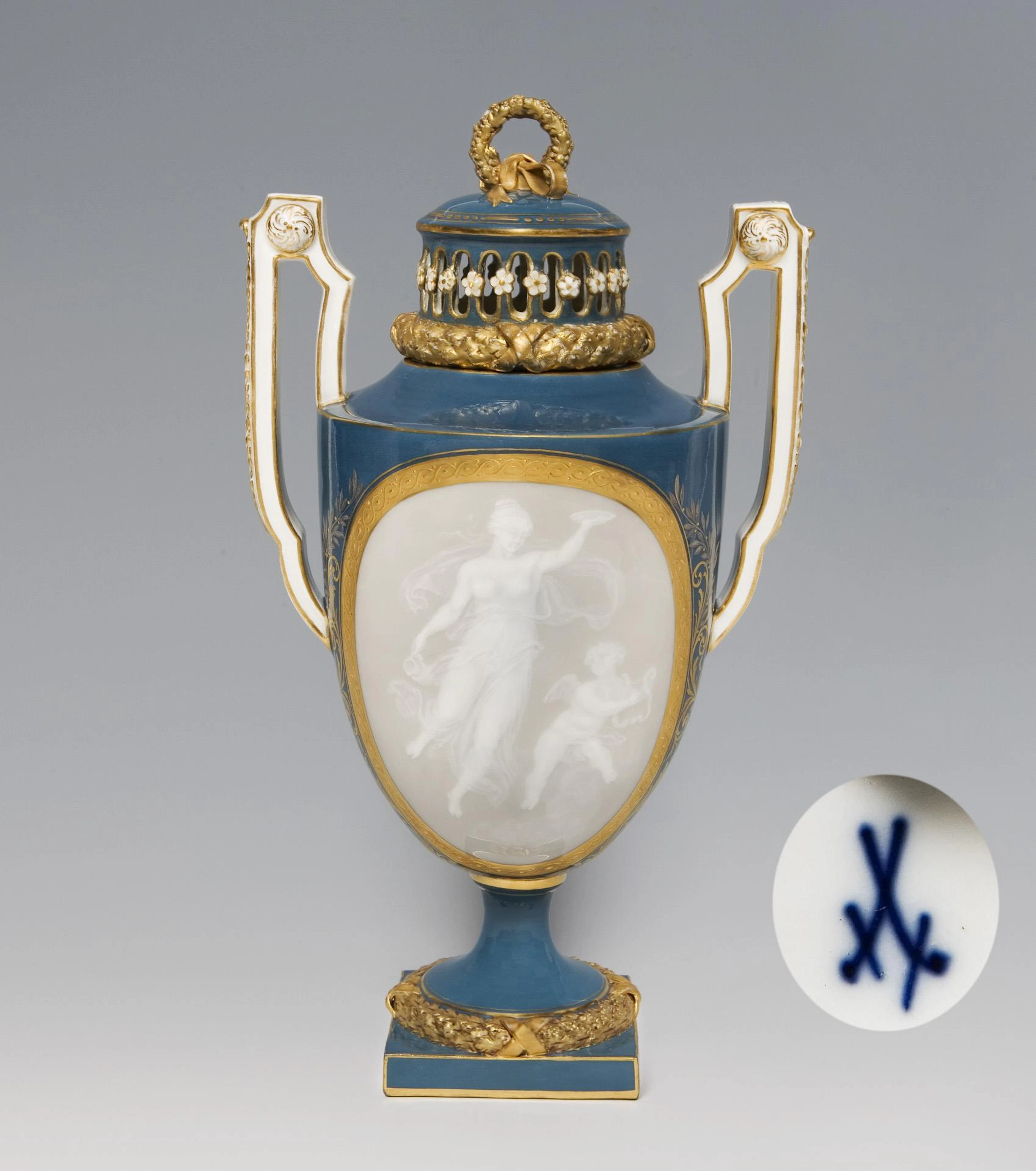 Amphora potpourri with pâte-sur-pâte decoration. Meissen.