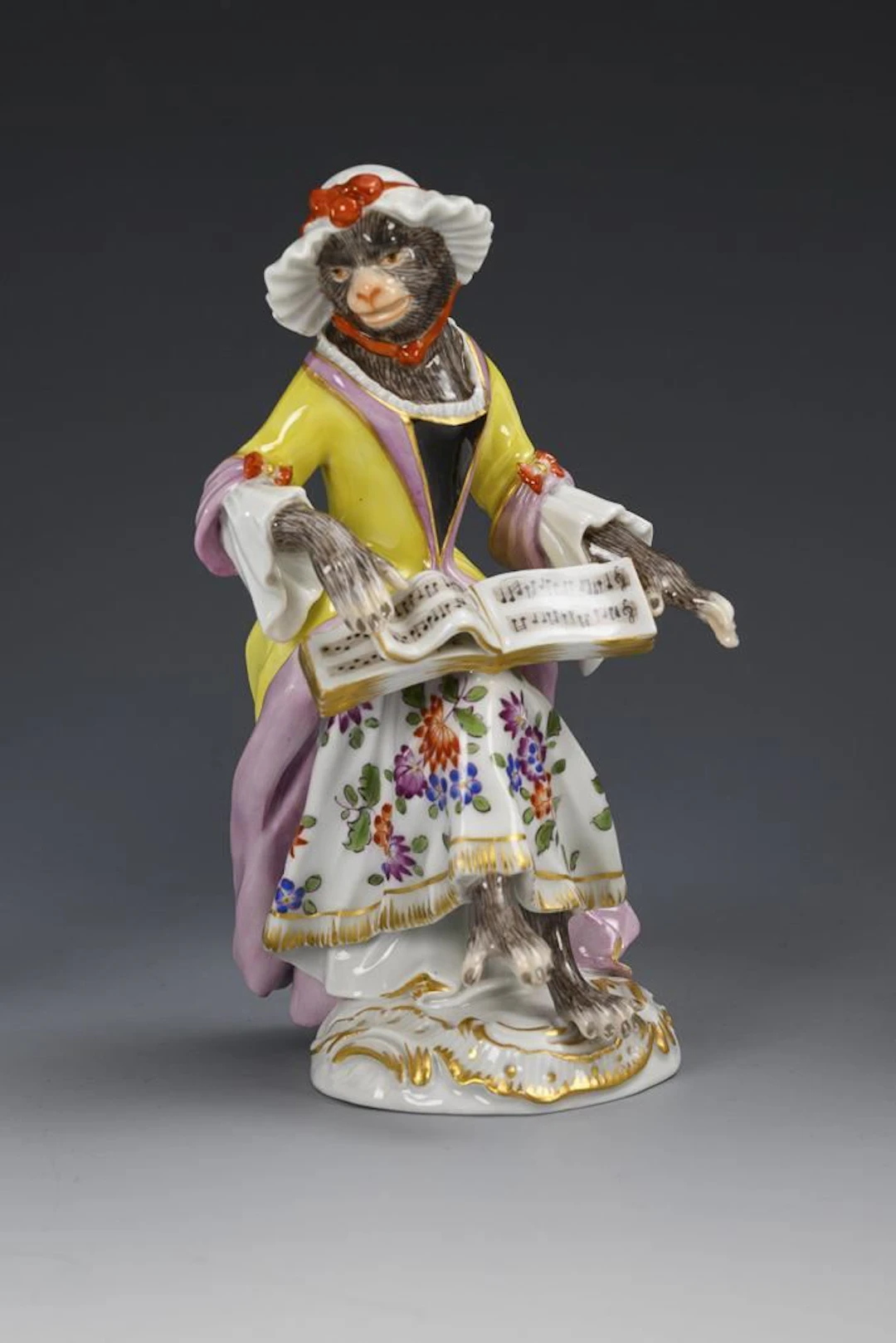Monkey as a Singer. Meissen.