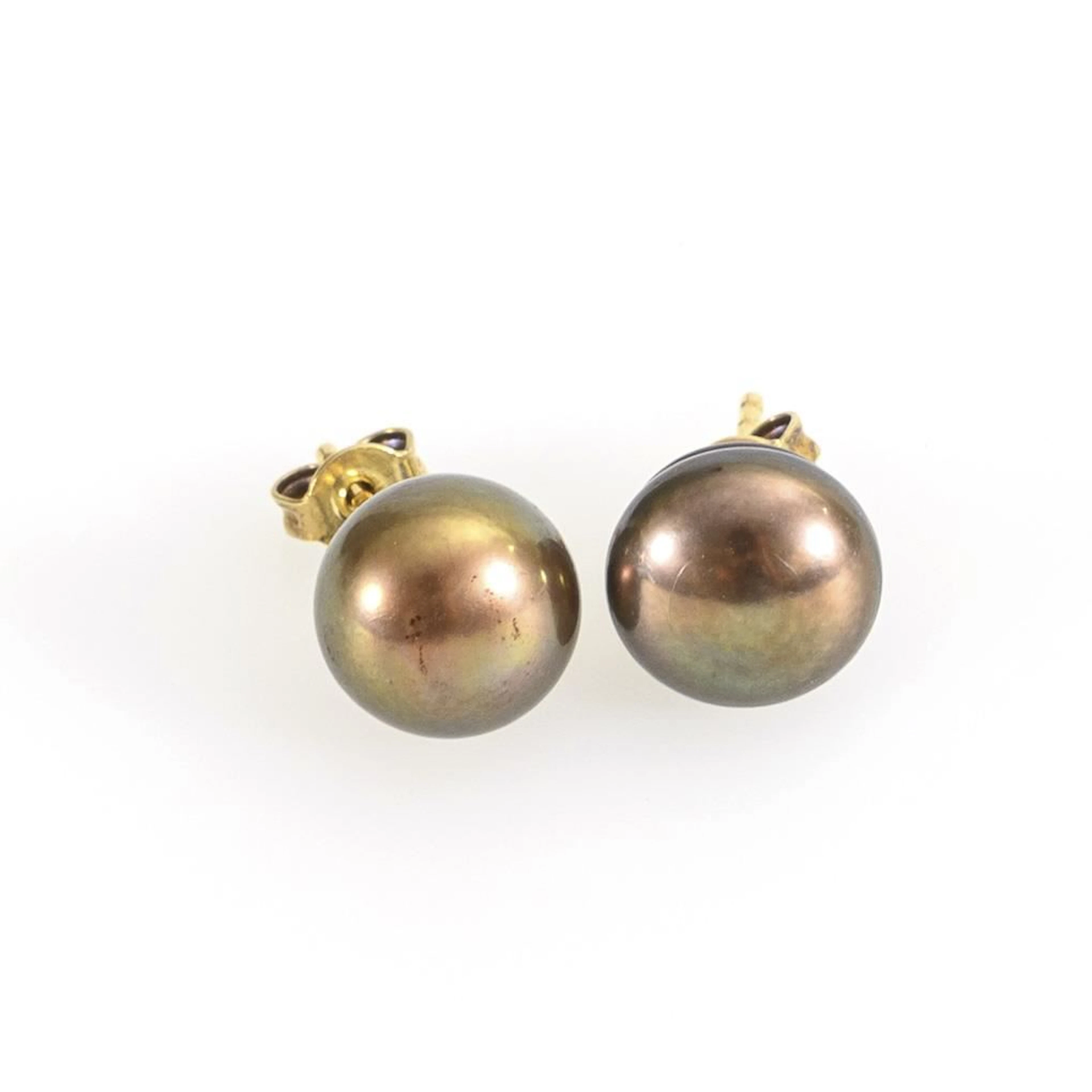 Dark pearl stud earrings.