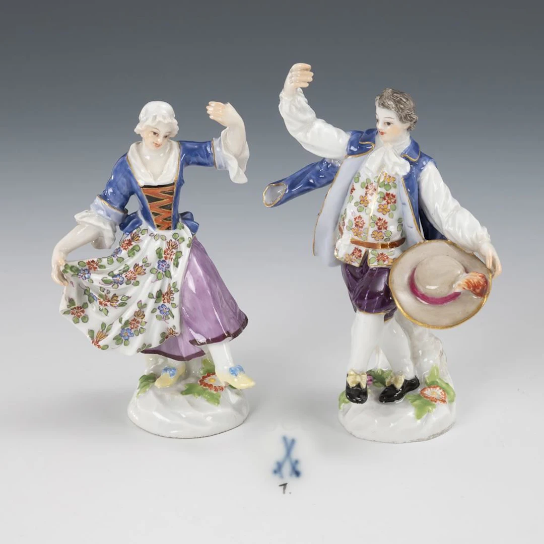 Female and male dancers. Meissen.
