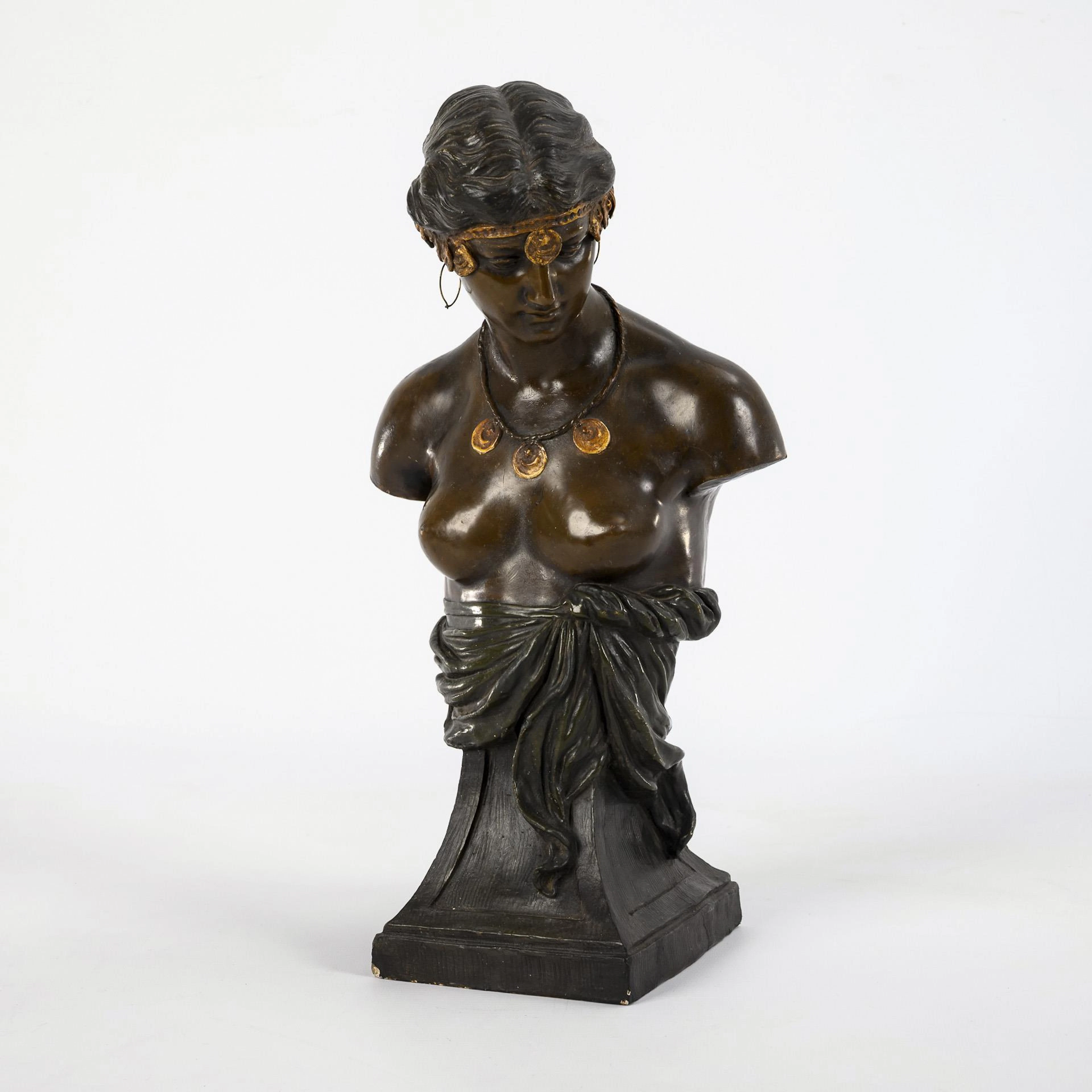 Small Art Nouveau terracotta bust "Coquille" No. 1. Viennese manufactory