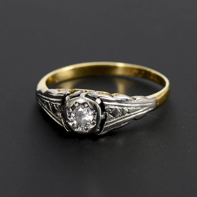 Art Deco Brilliant-Cut Solitaire.