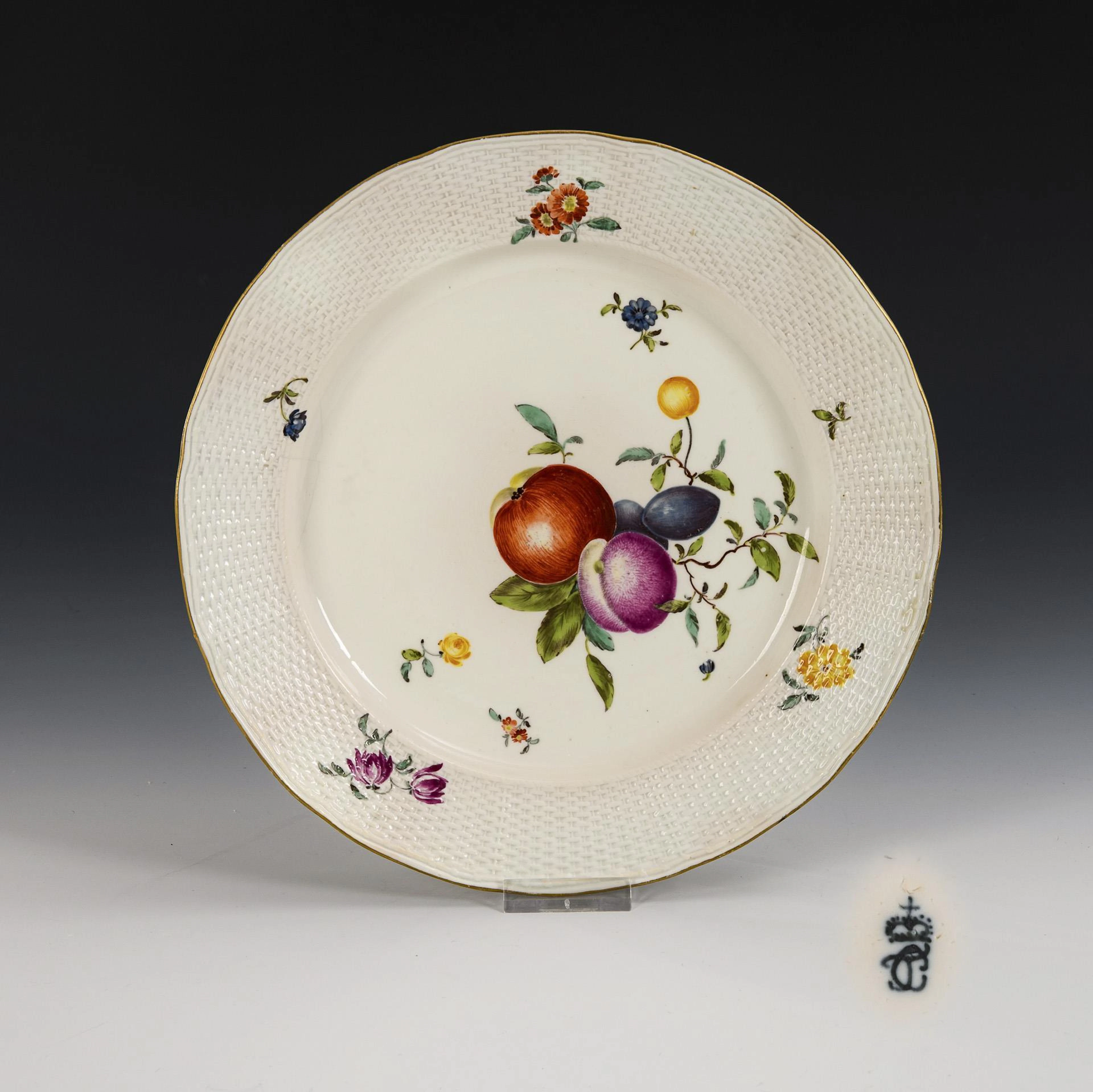 Baroque plate with fruit painting. Frankenthal.