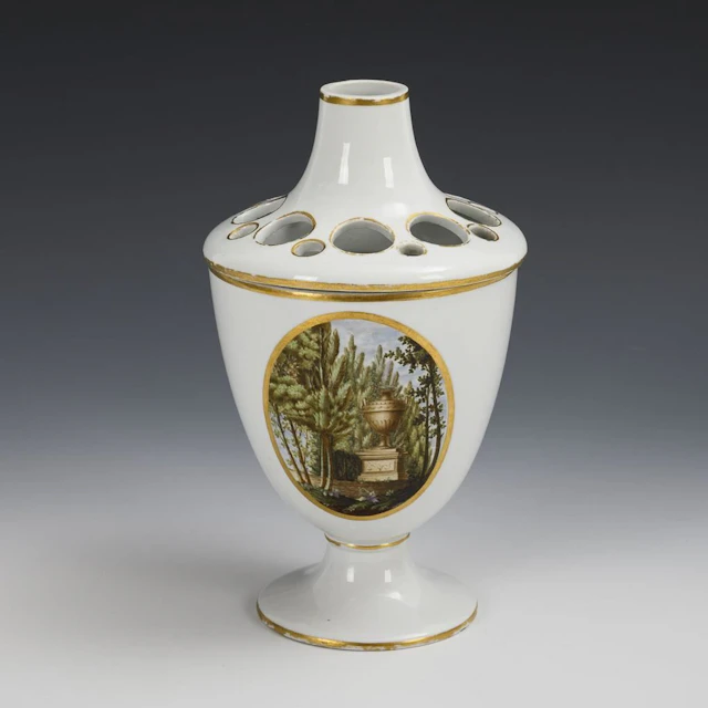 Empire Potpourri Vase. Fürstenberg.