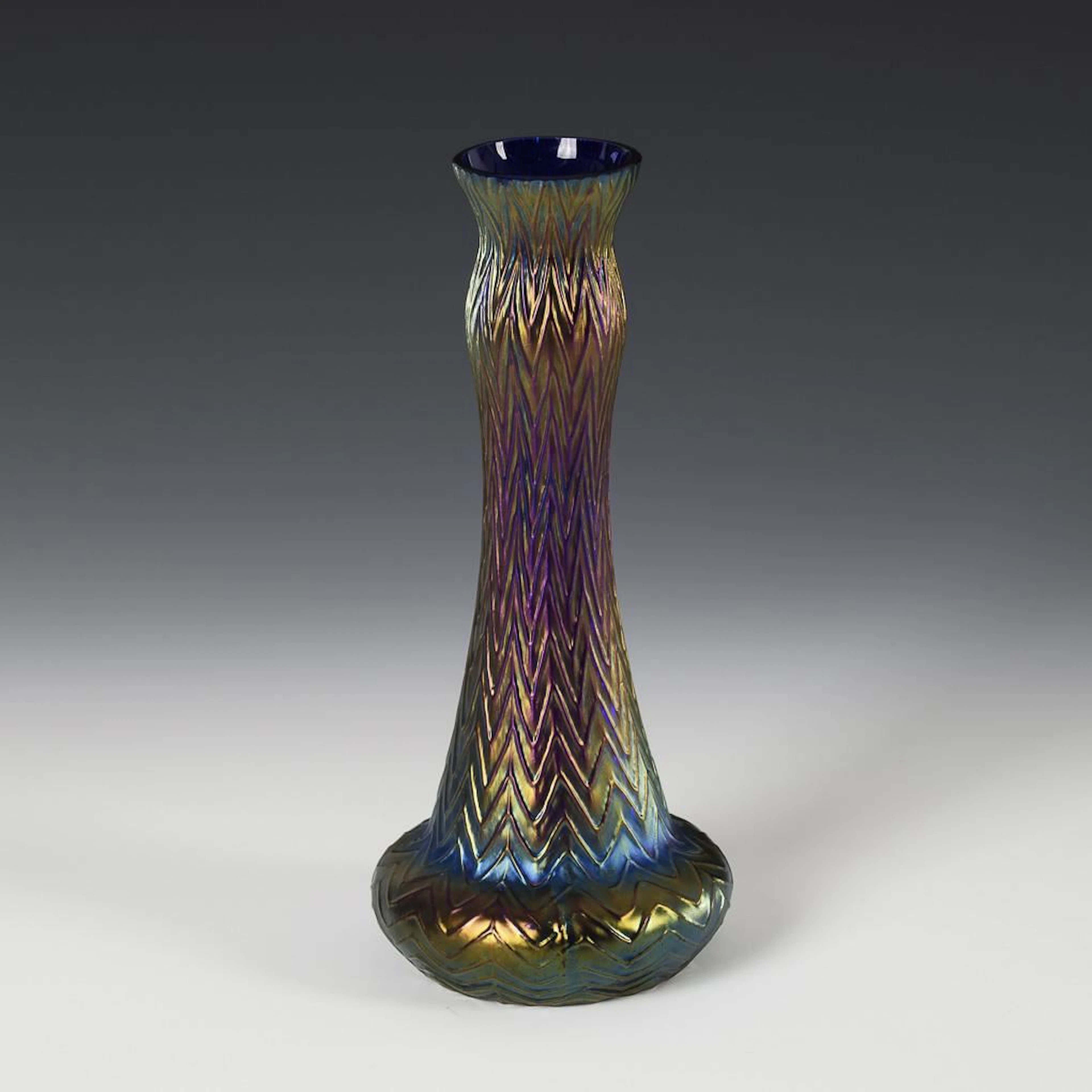 Art Nouveau vase with zigzag decoration.