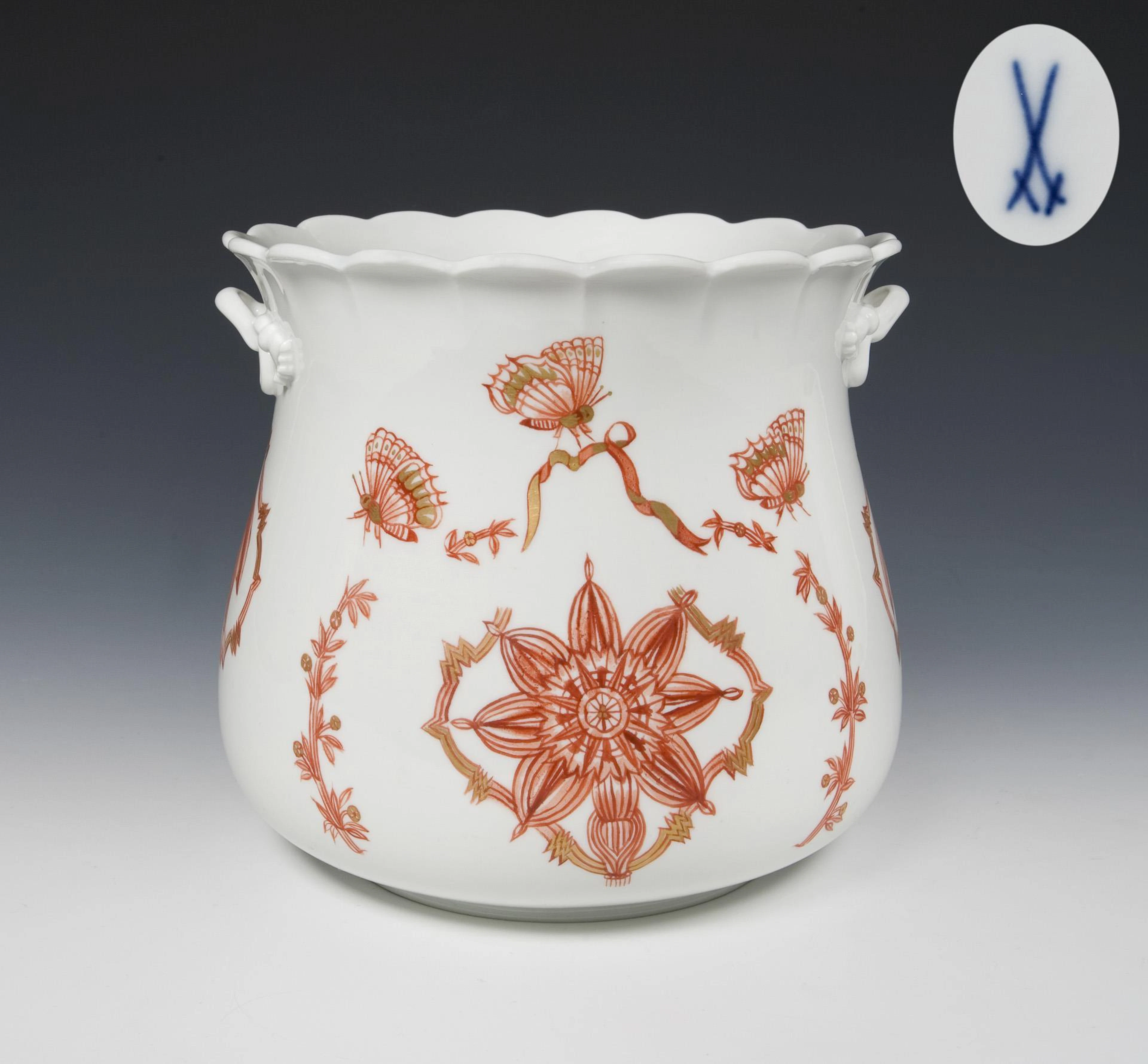 Art deco cachepot. Meissen.