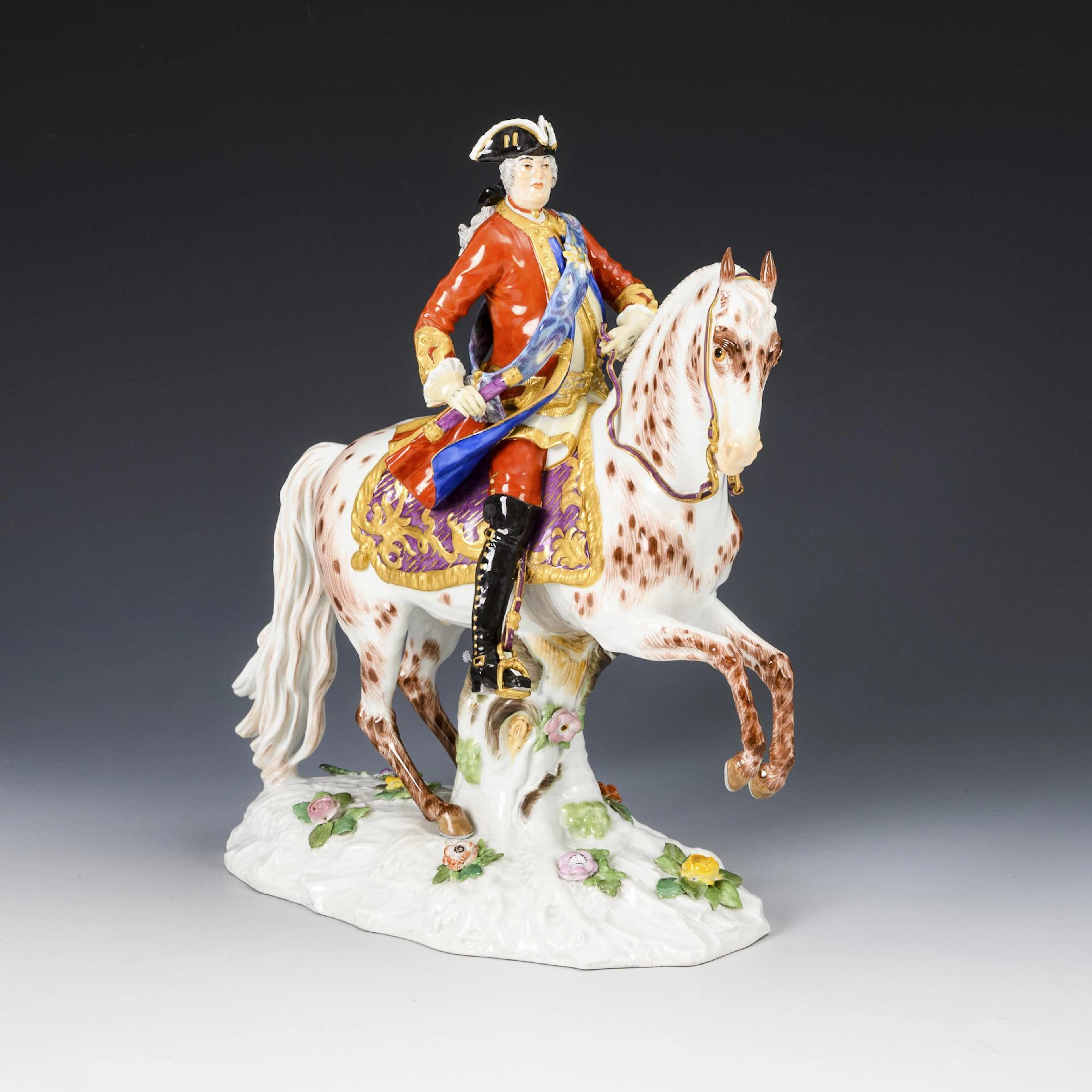 Rider figure: King August III on horseback. Meissen.