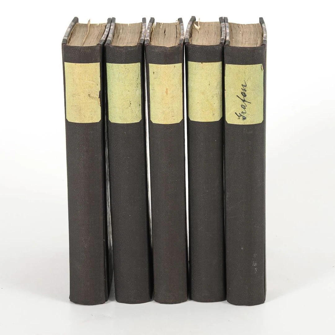 5 volumes of heraldic books