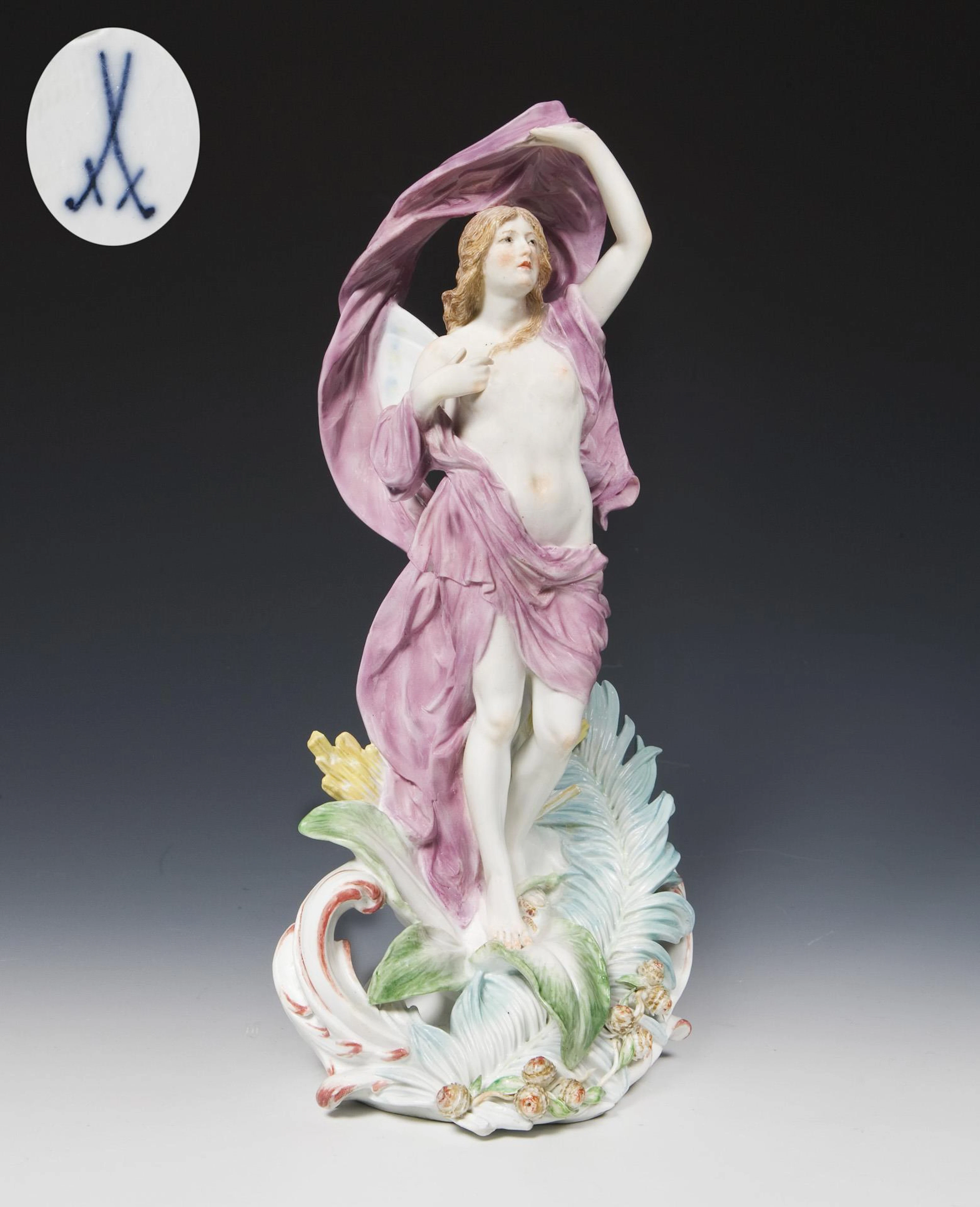 Female nude figure: Psyche. Meissen.