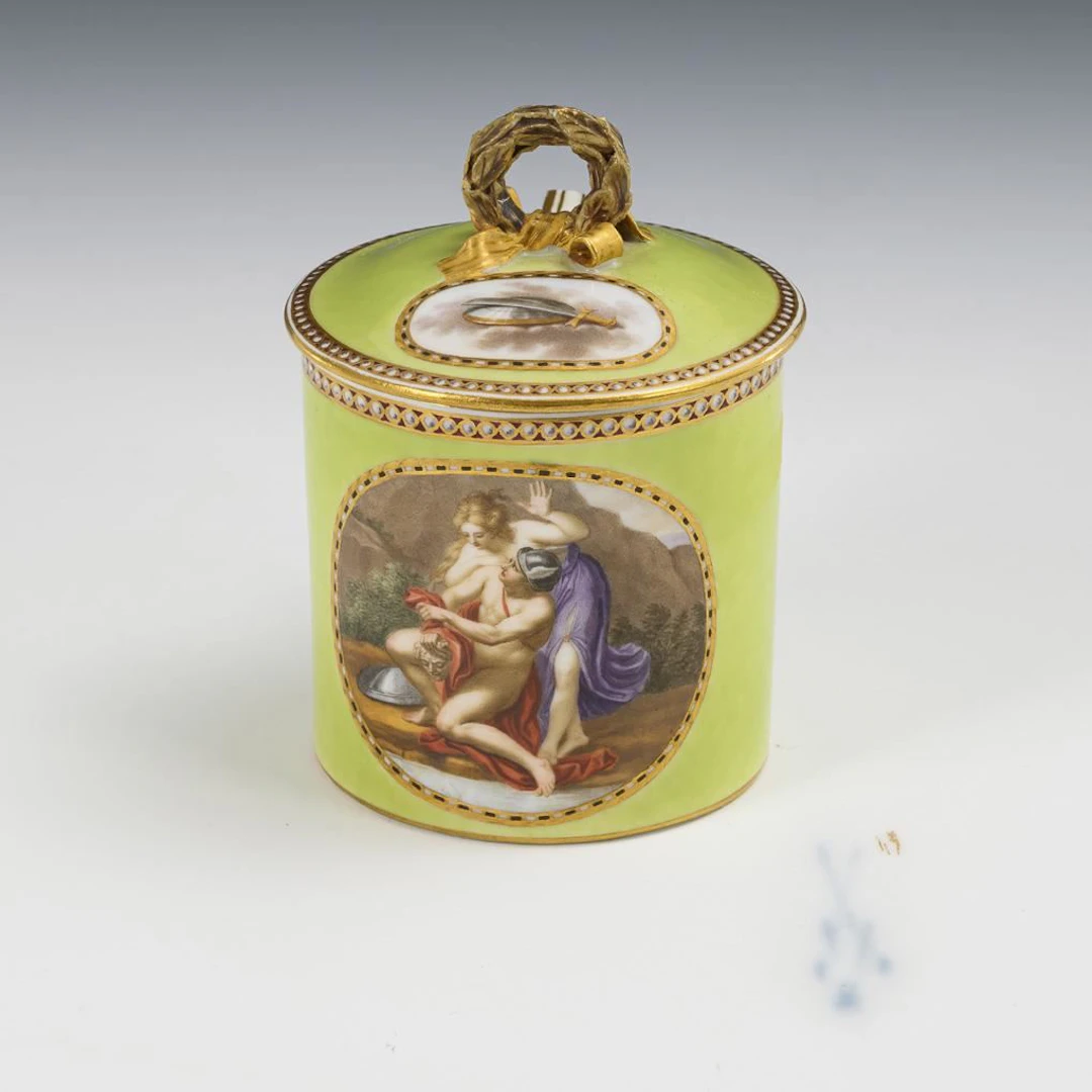Empire-style lidded cup with a mythological motif. Meissen.