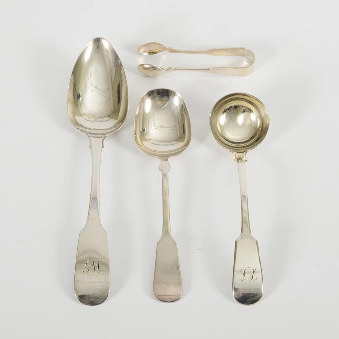 4 elegant serving pieces in the Biedermeier style.