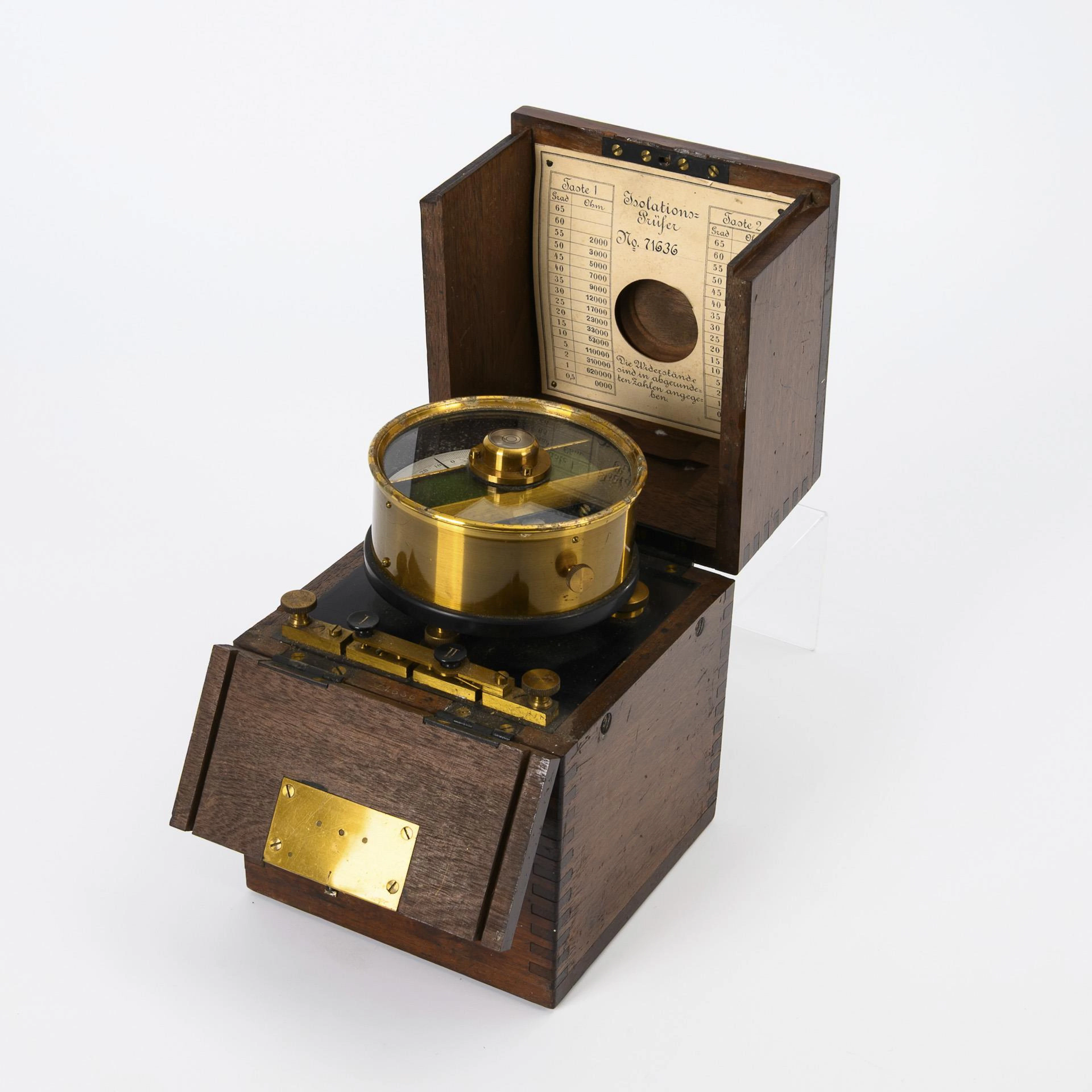 Rare insulation tester, around 1880/1890. Siemens & Halske.