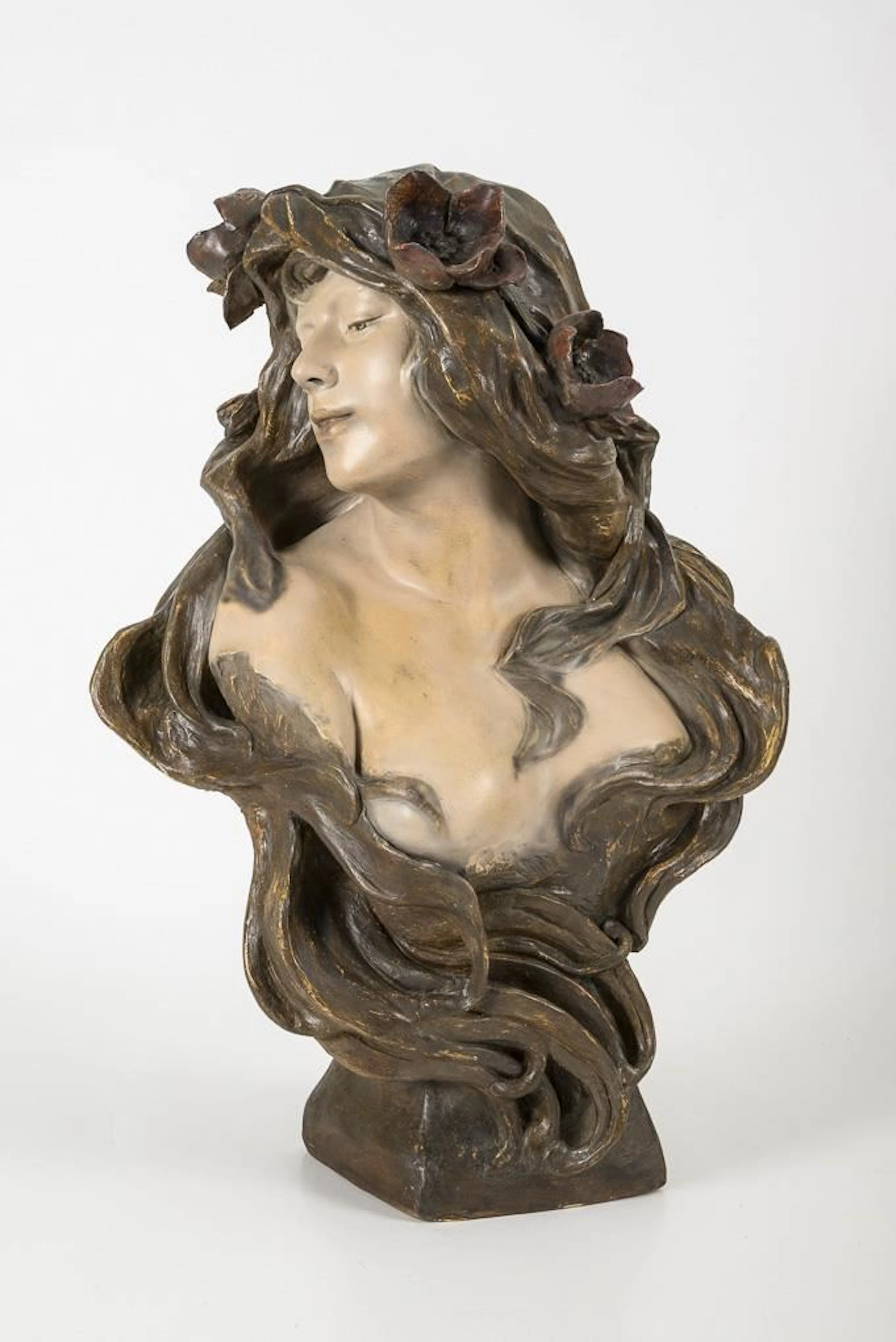 "Marsh Flower" bust. Friedrich Goldscheider, Vienna.
