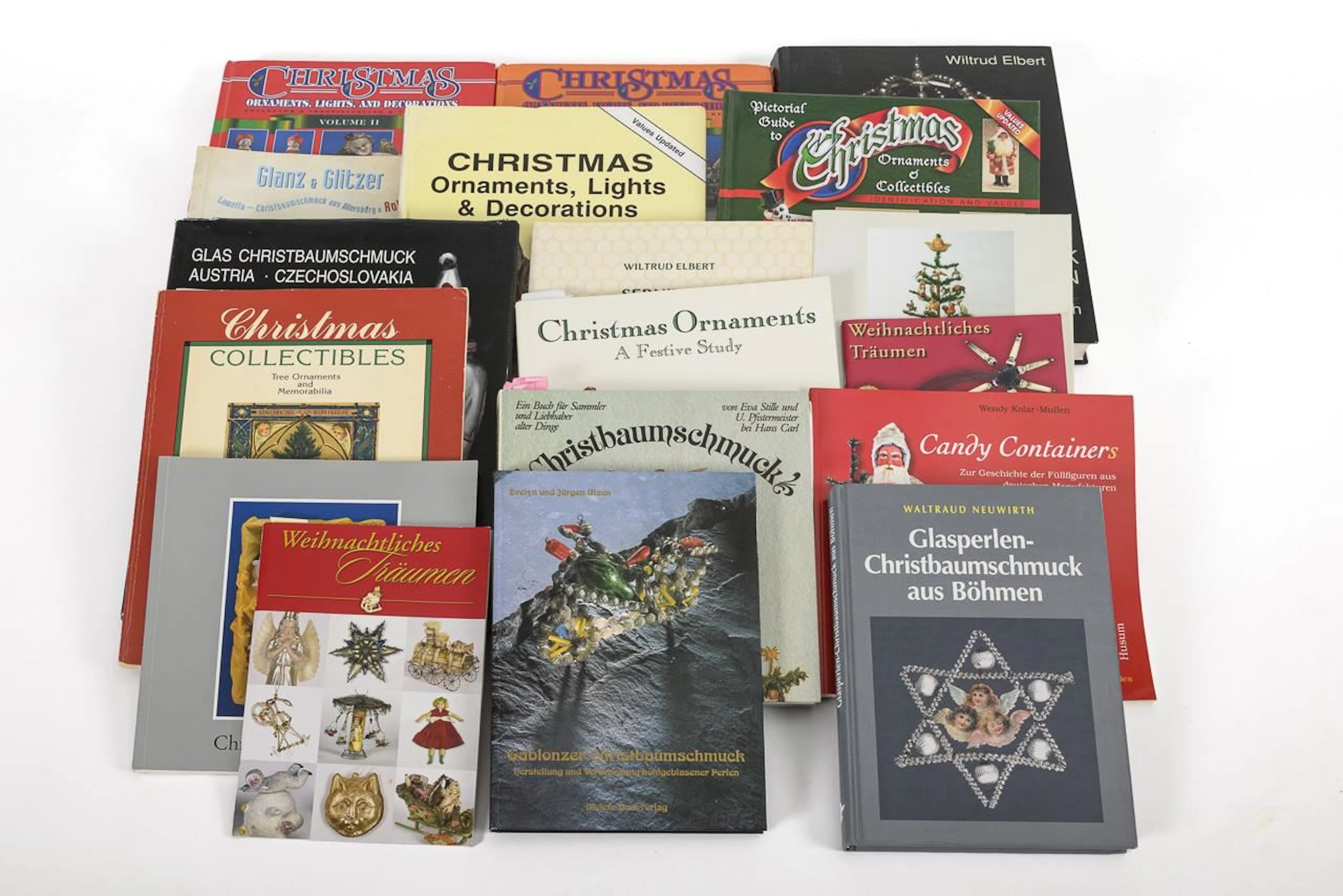 Collection of 18 books on Christmas tree decorations.